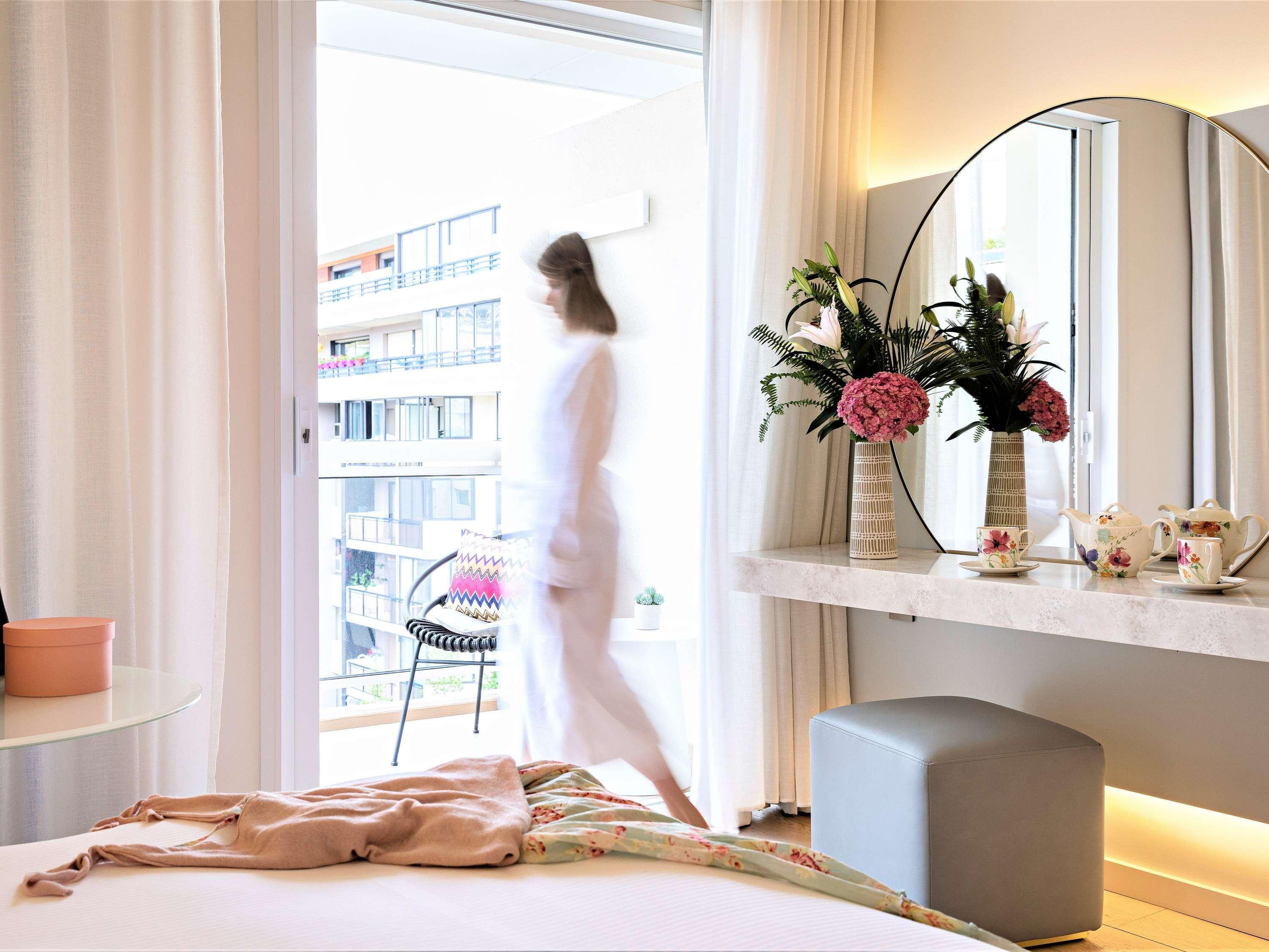 Twin Deluxe with Balcony