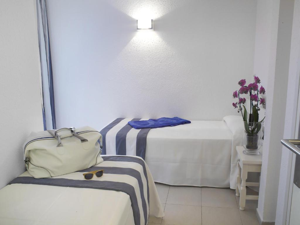 Quadruple with Balcony