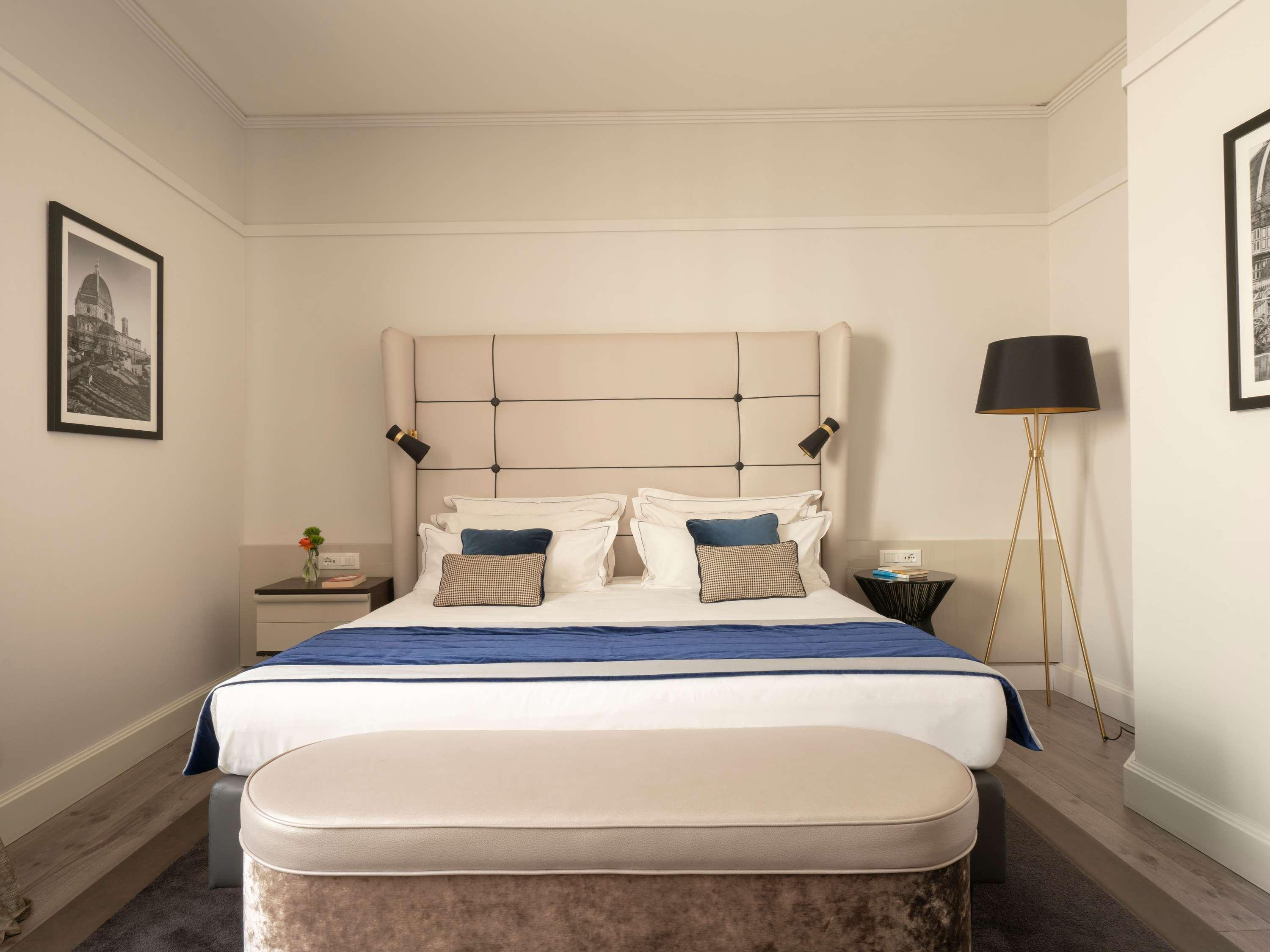 Double Executive Queen Bed