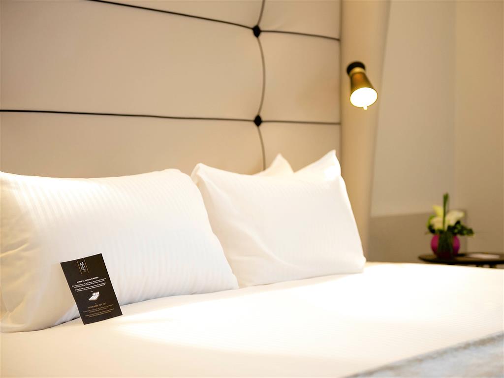 Double Executive Queen Bed