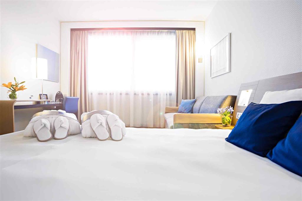 Double Superior King Bed