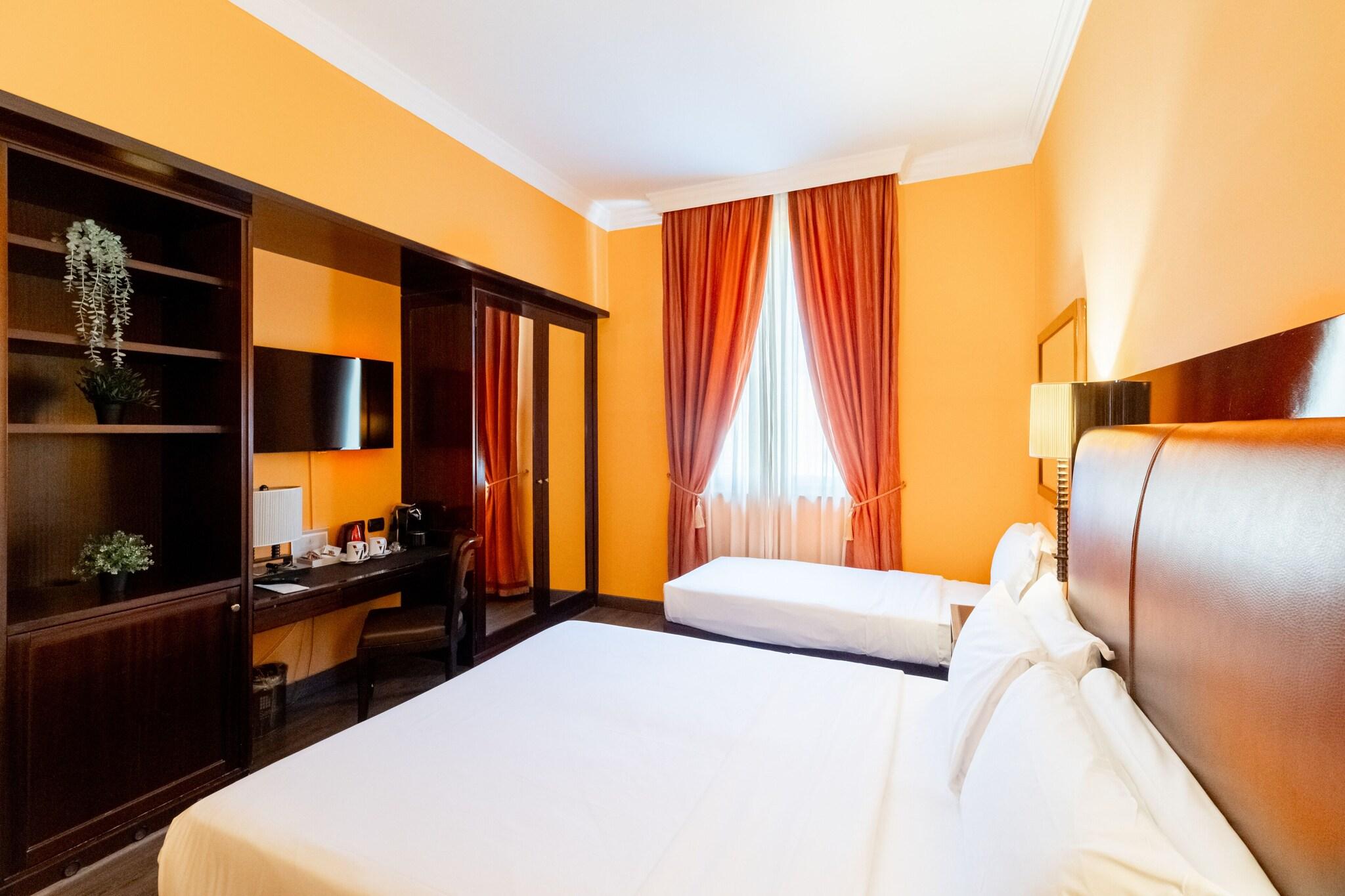 Triple Superior Queen Bed