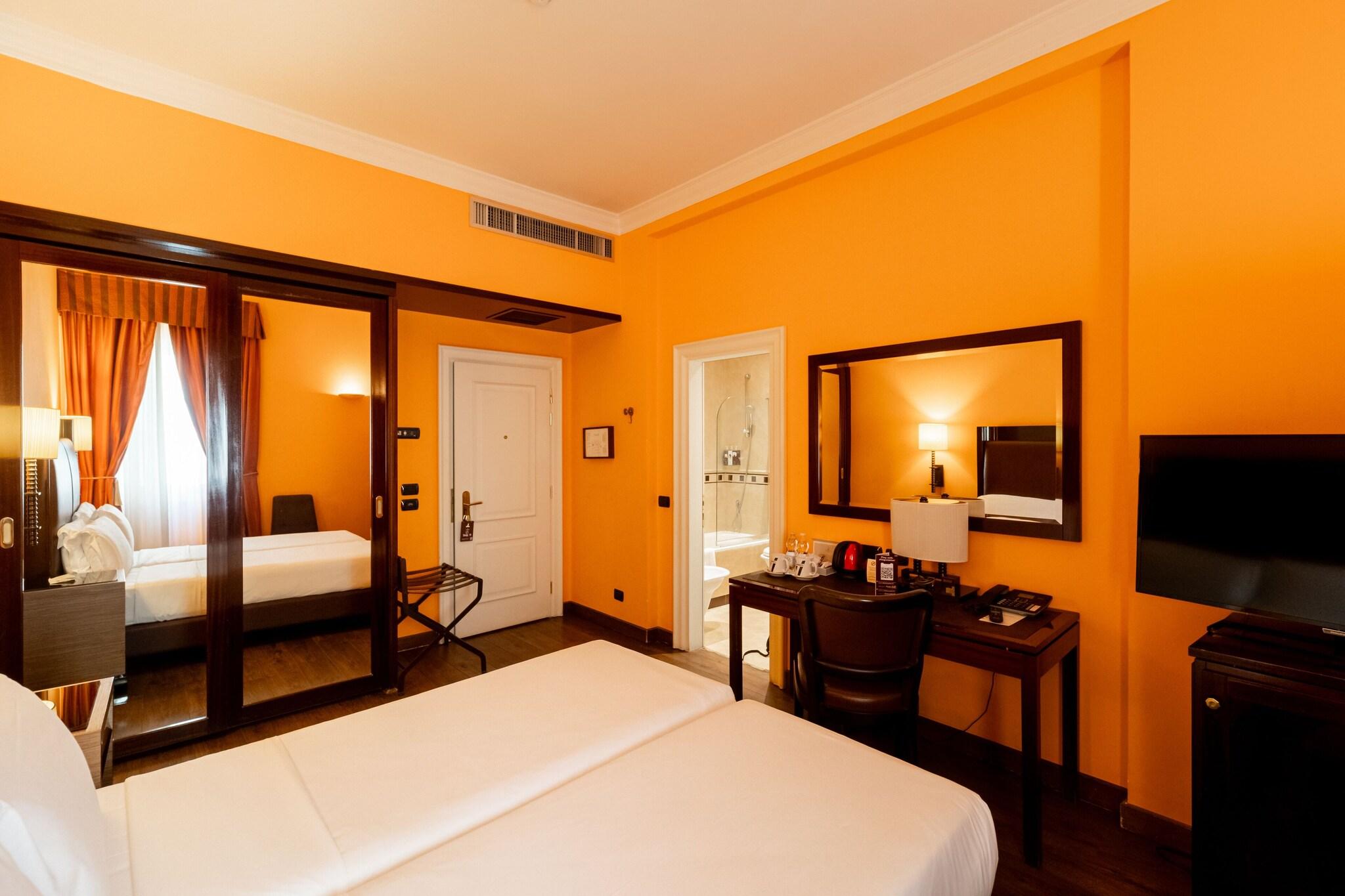 Double Classic Queen Bed