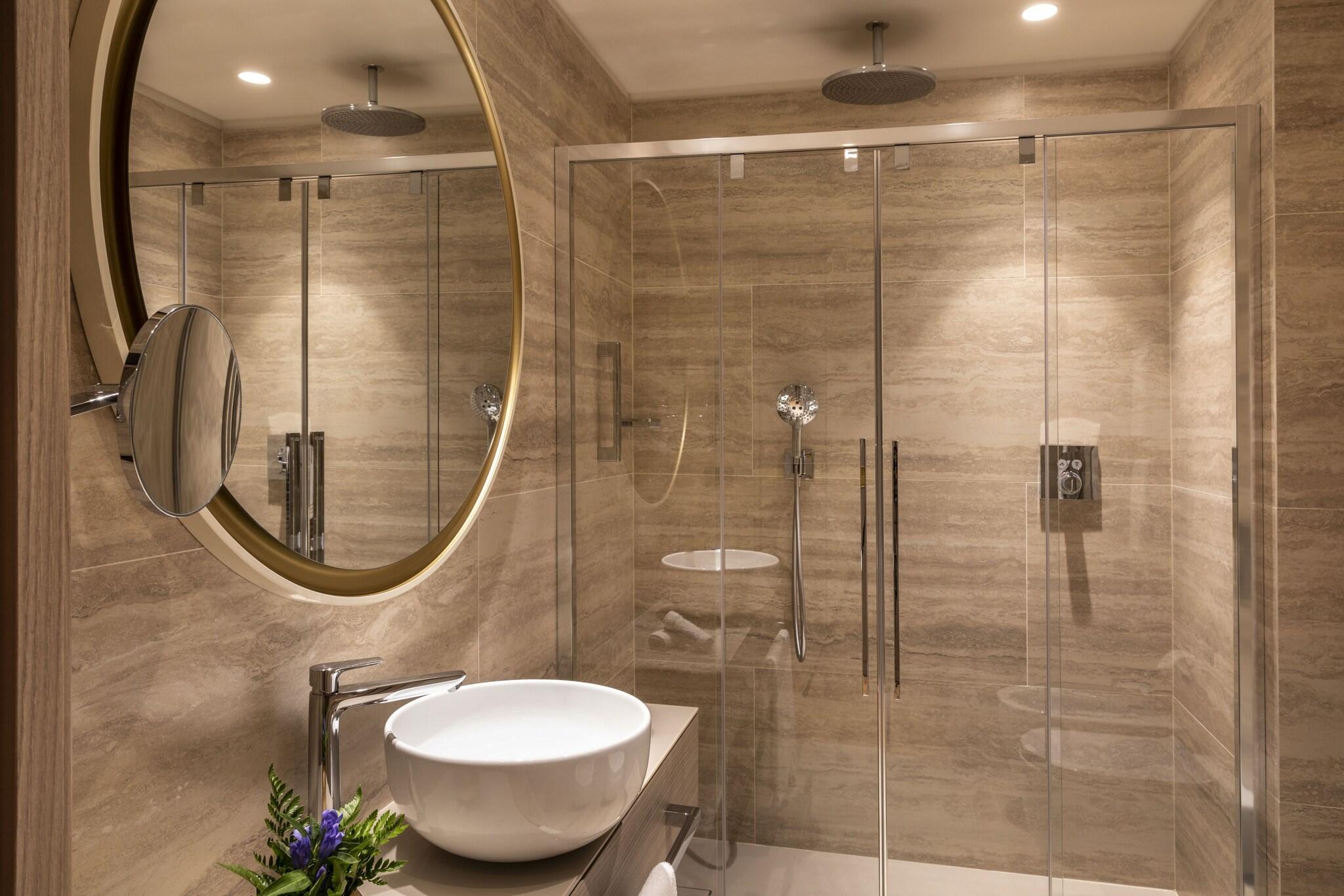 Apartment King Size Bed