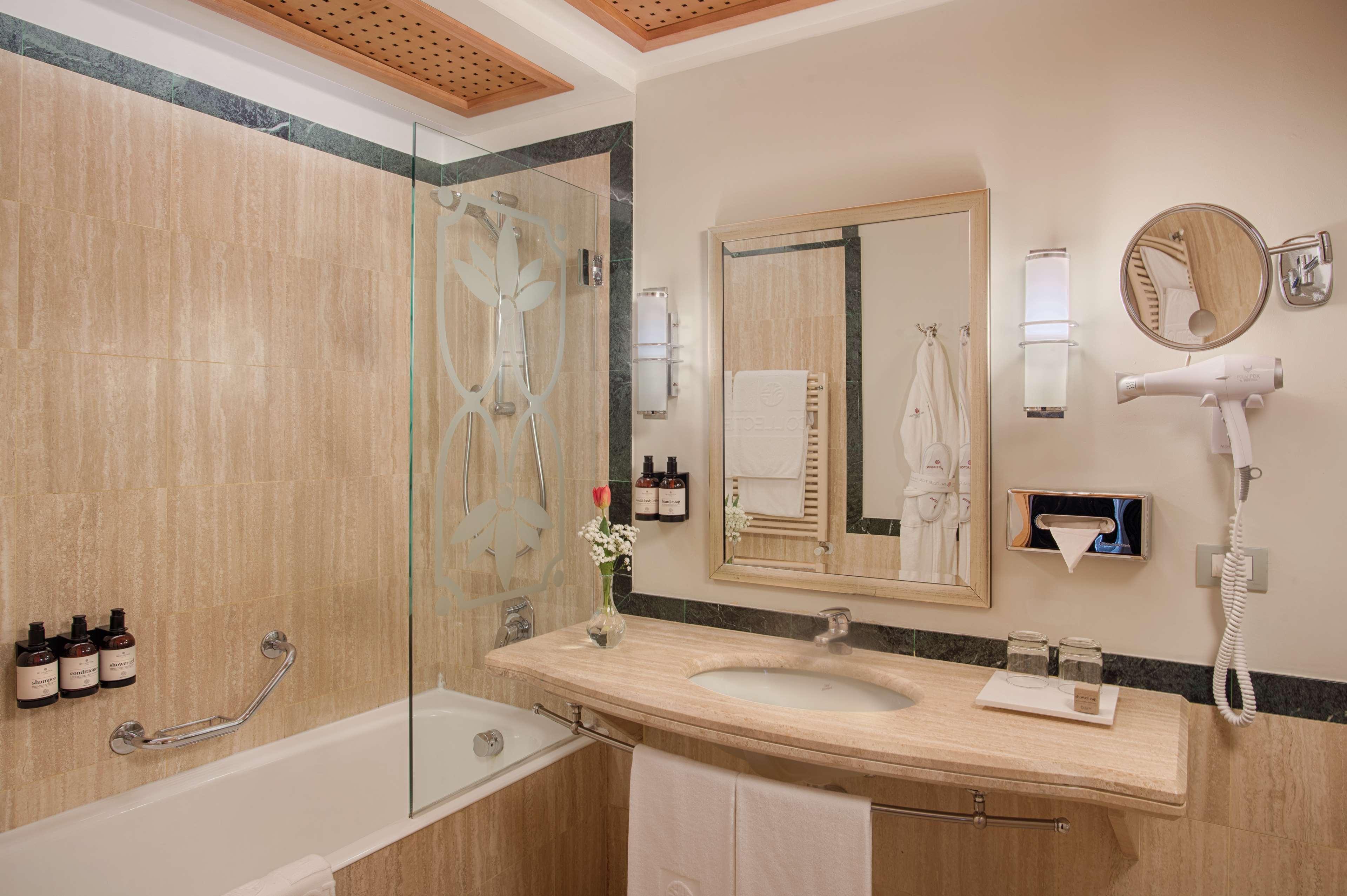 Single Superior with Views