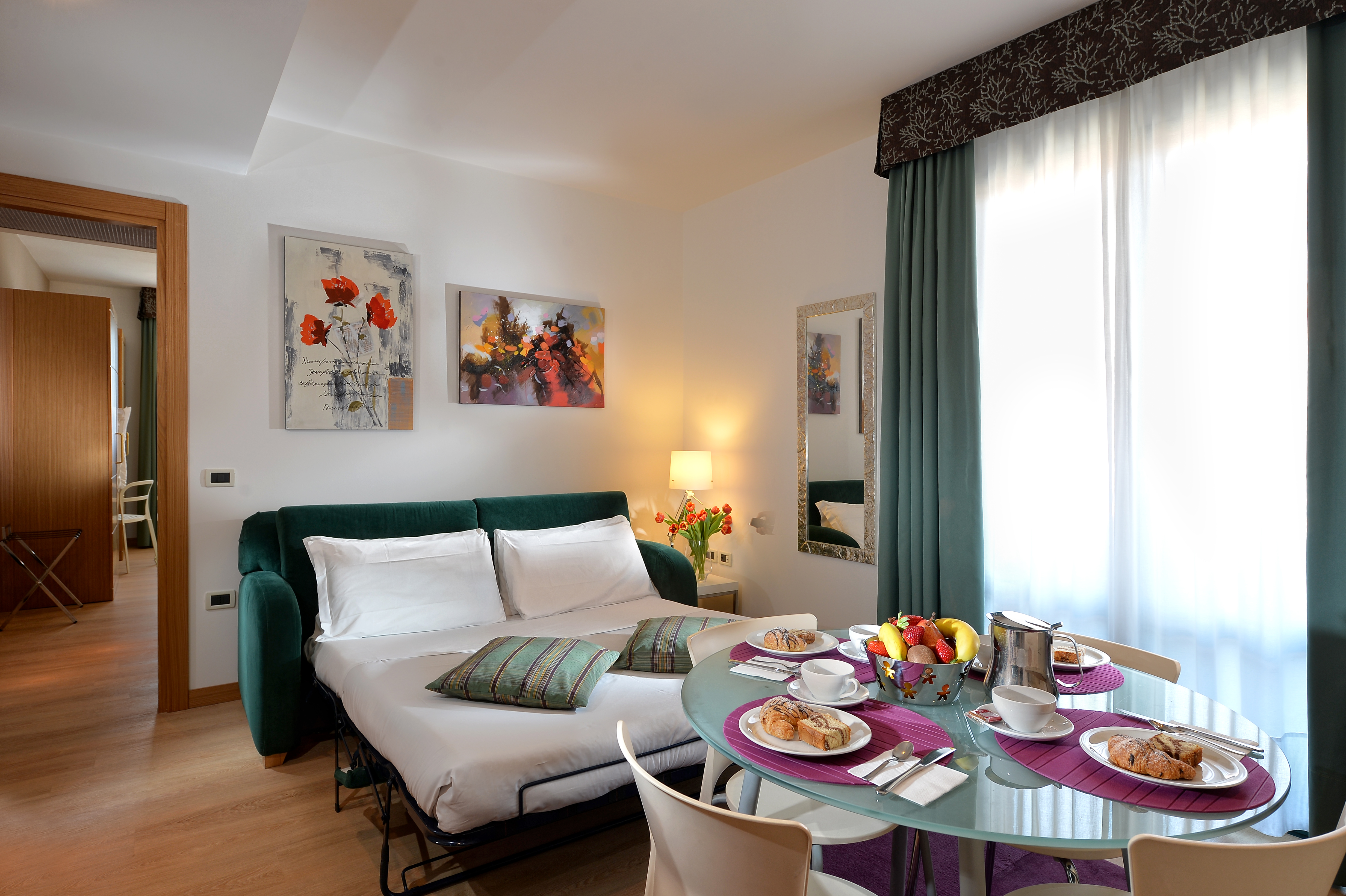 Apartment Capacity 4