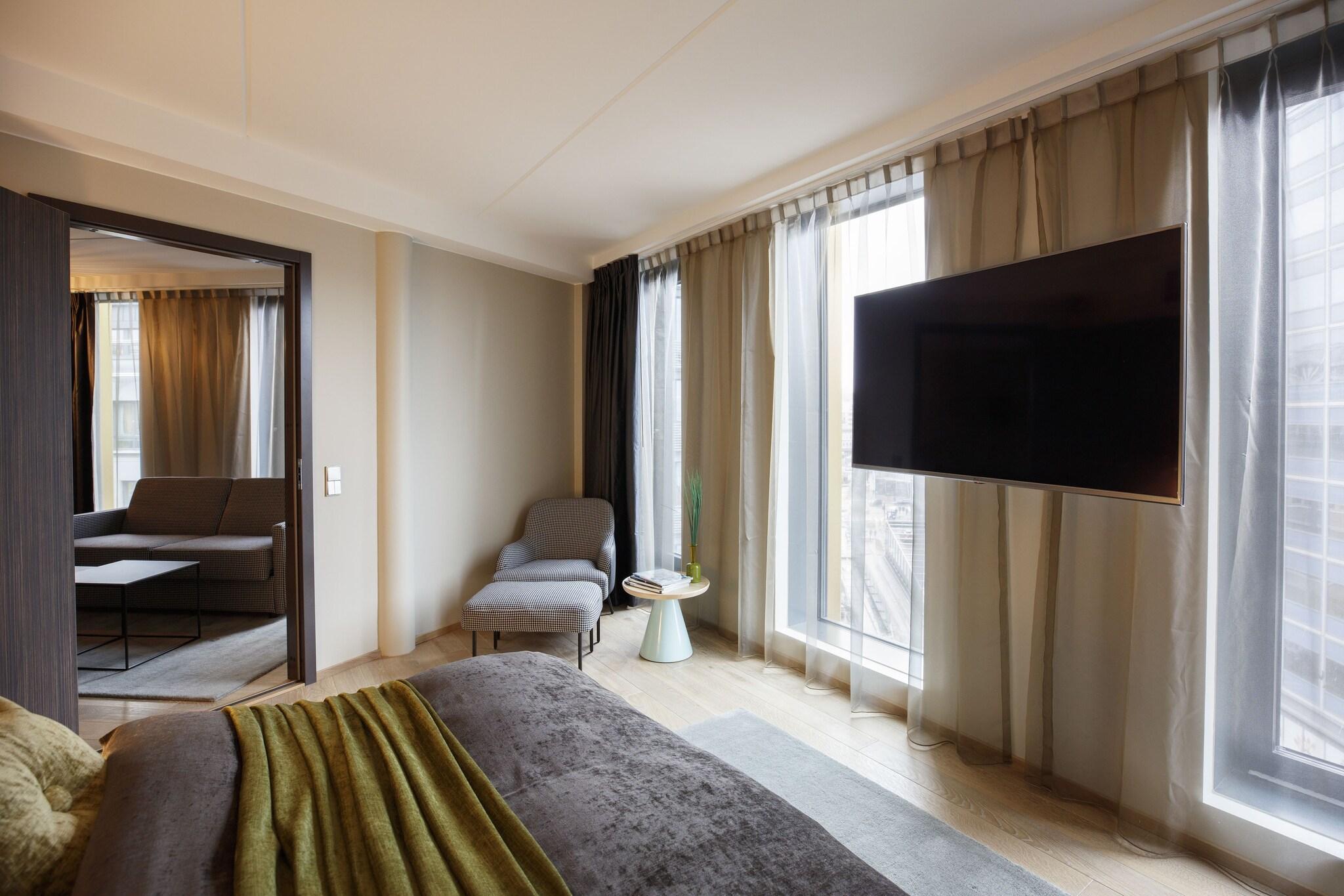 Suite Queen Size Bed