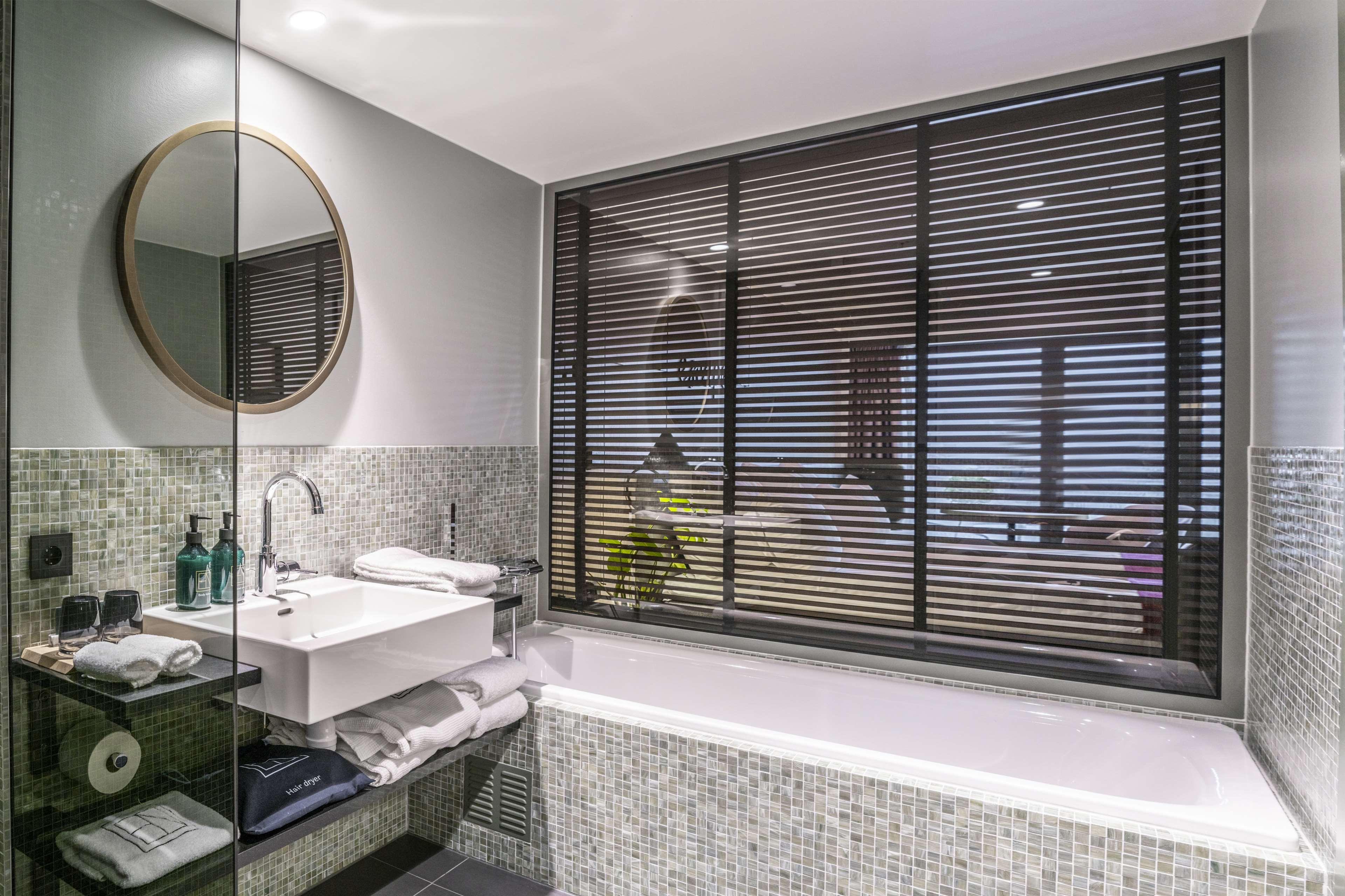 Double Single Deluxe