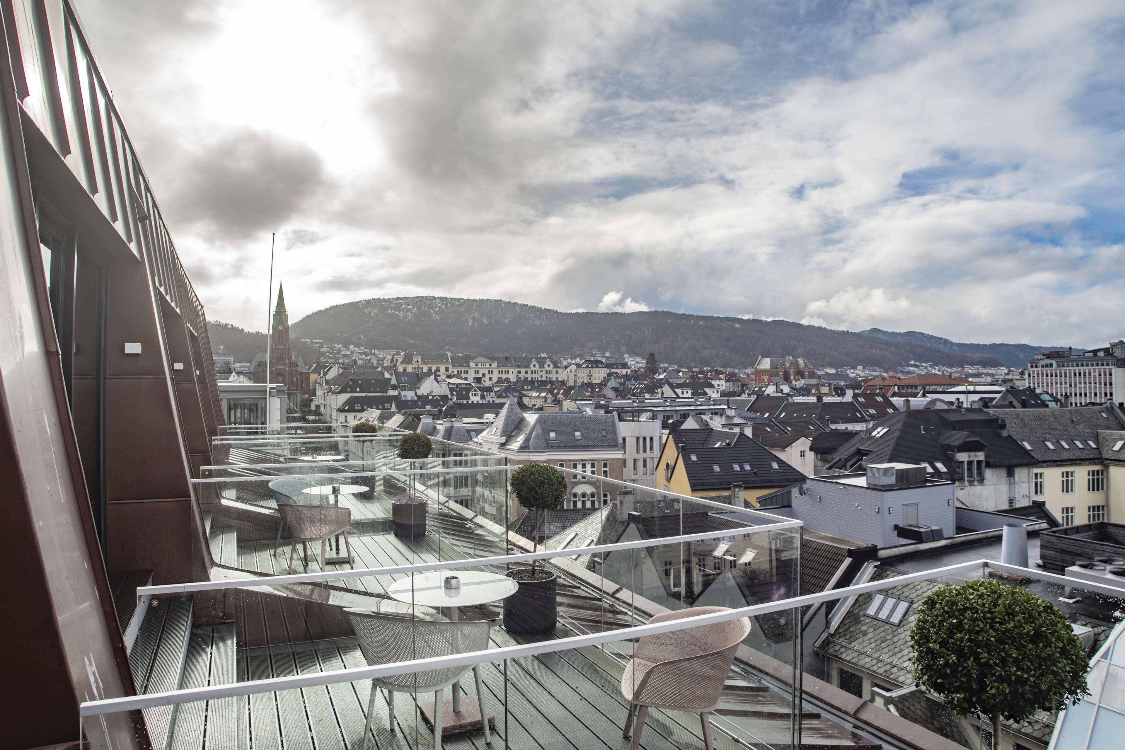 Double Single with Balcony