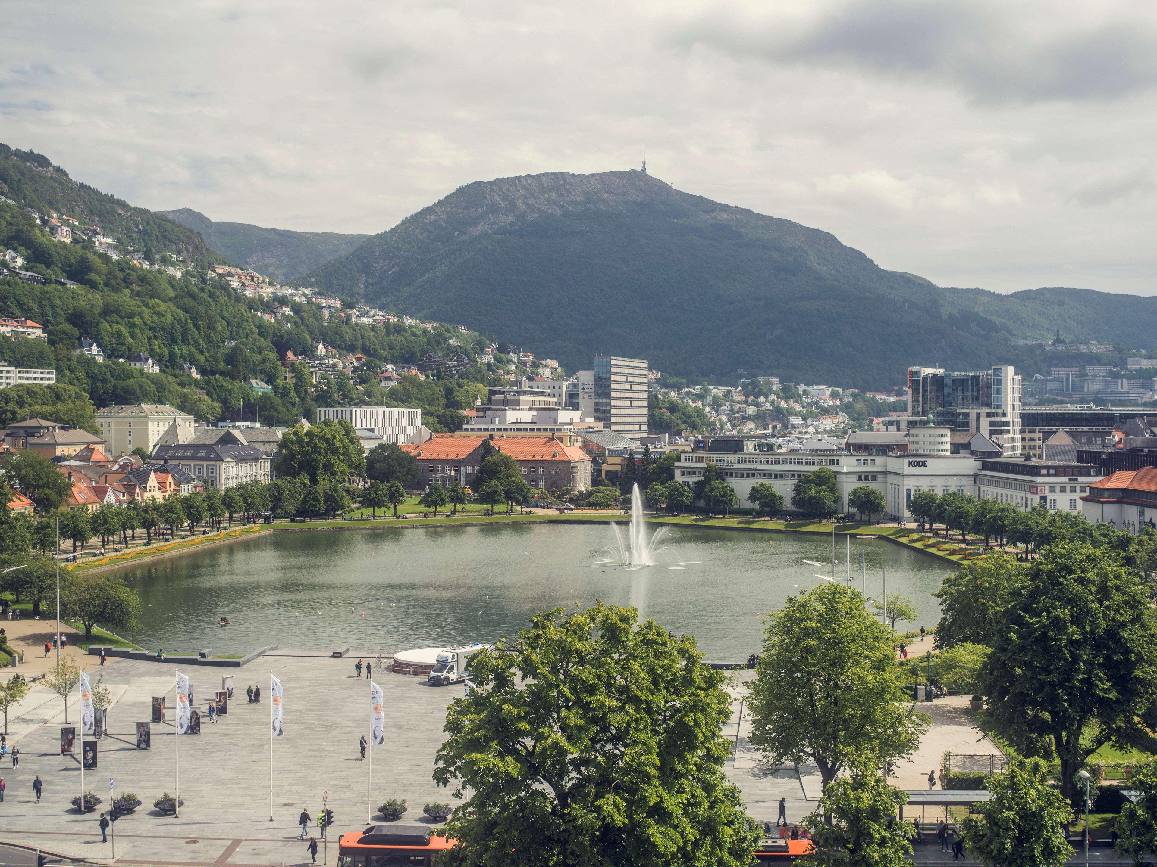 Double or Twin Deluxe with Views