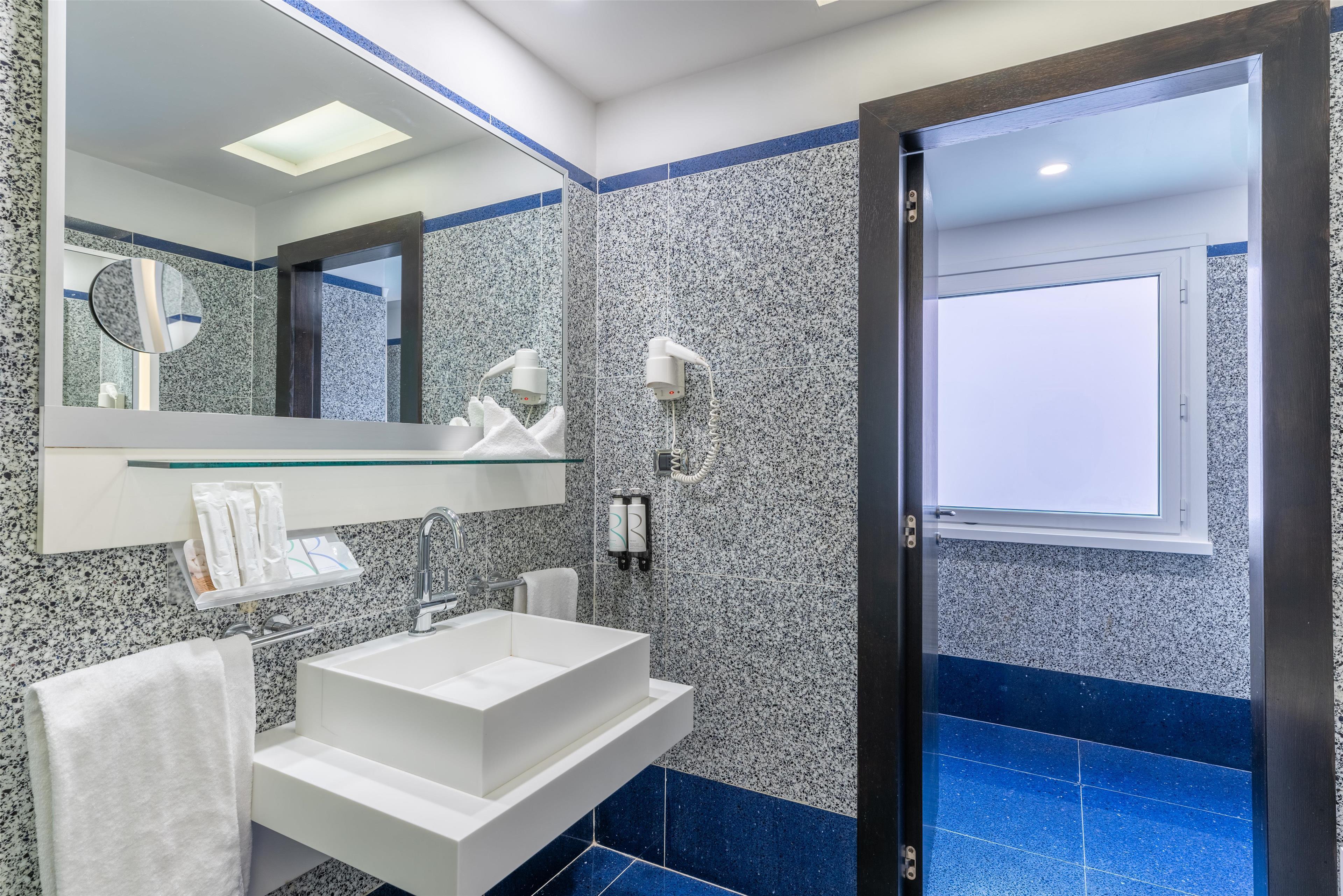 Family Room Three Beds