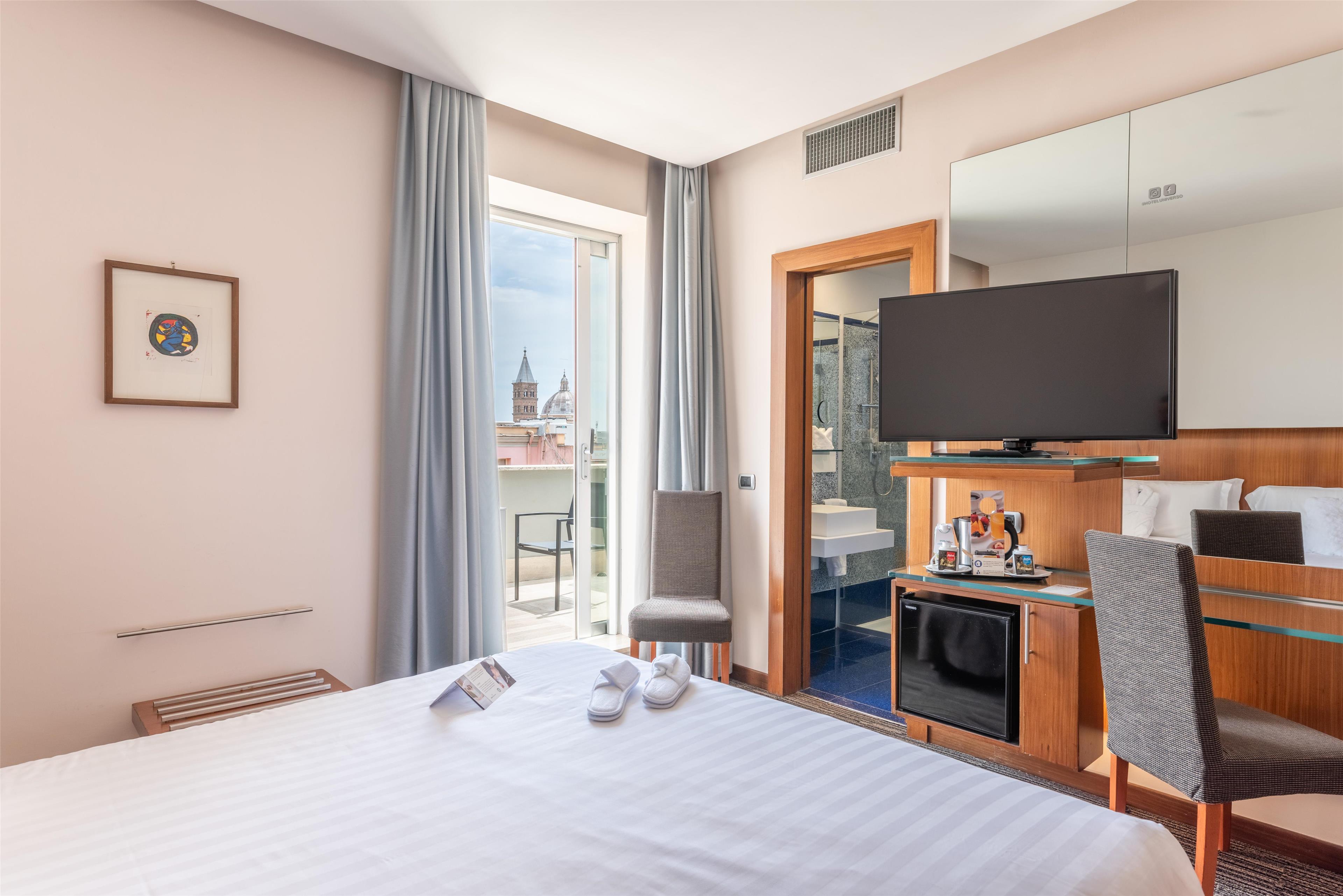 Double Superior King Bed