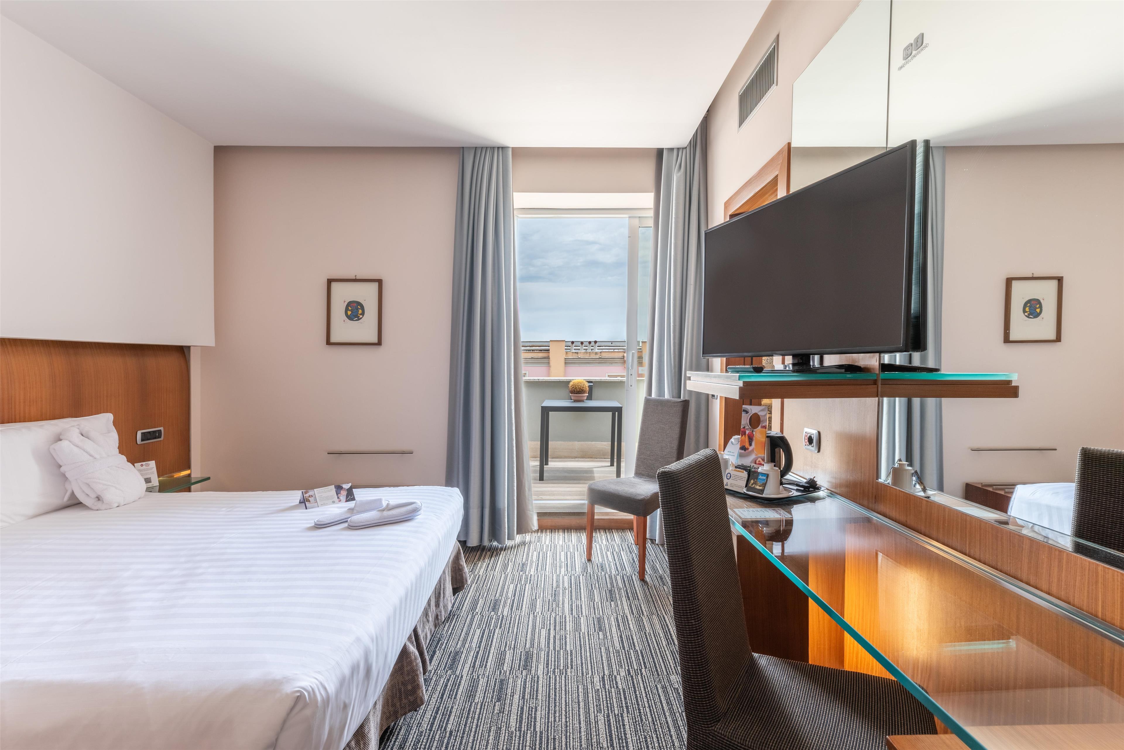 Double Superior King Bed