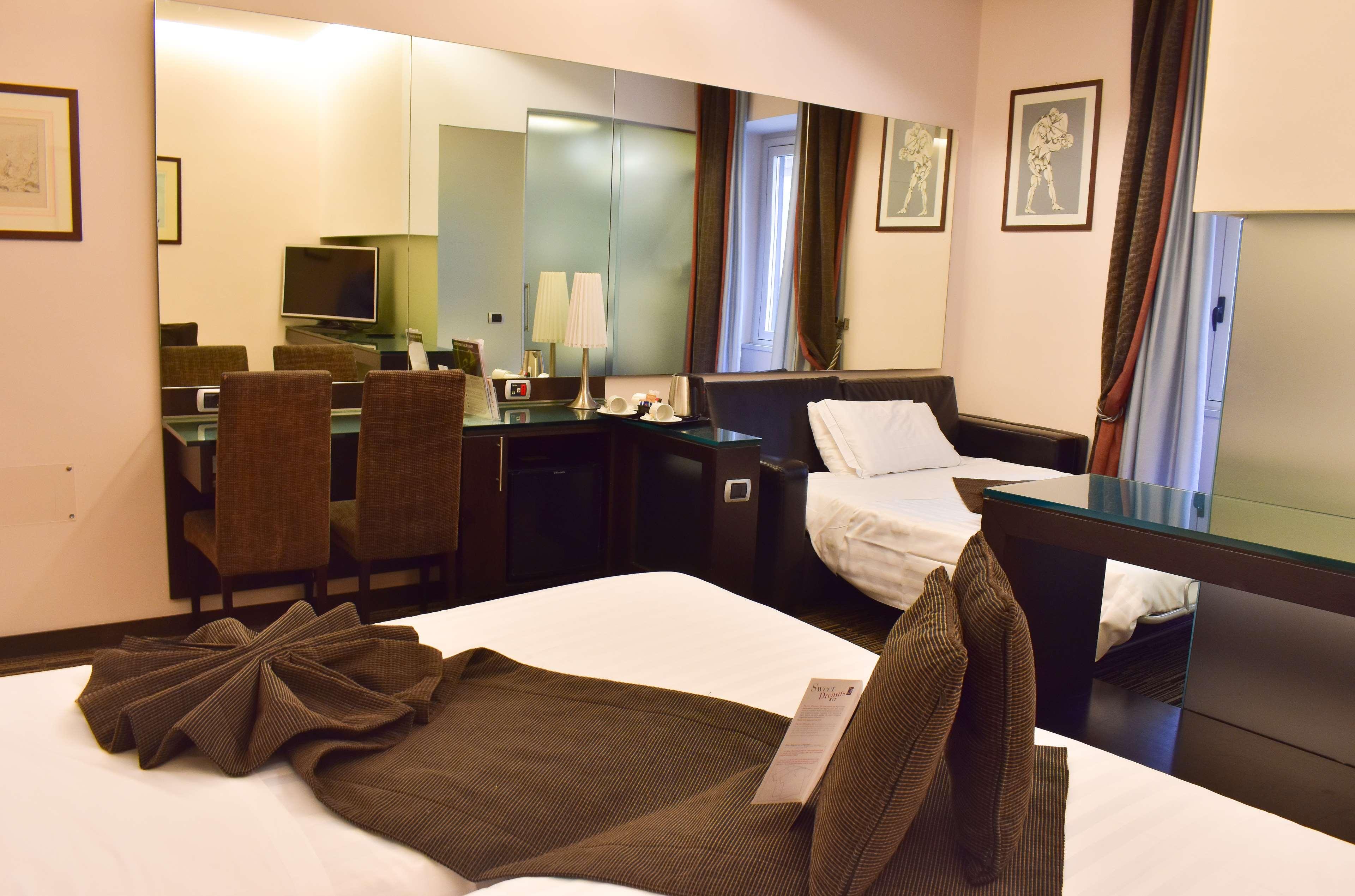 Family Room Three Beds