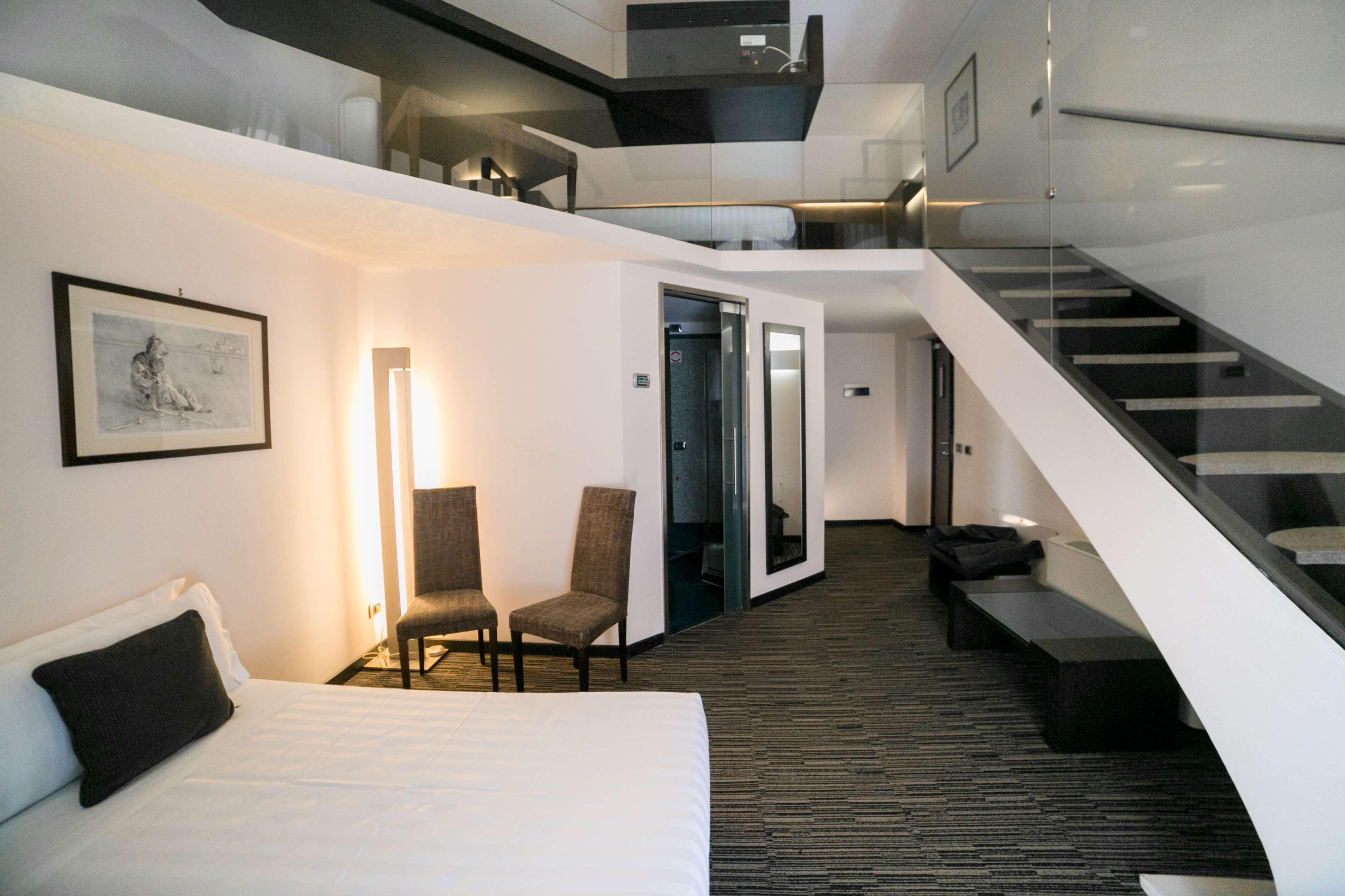 Junior Suite King Size Bed