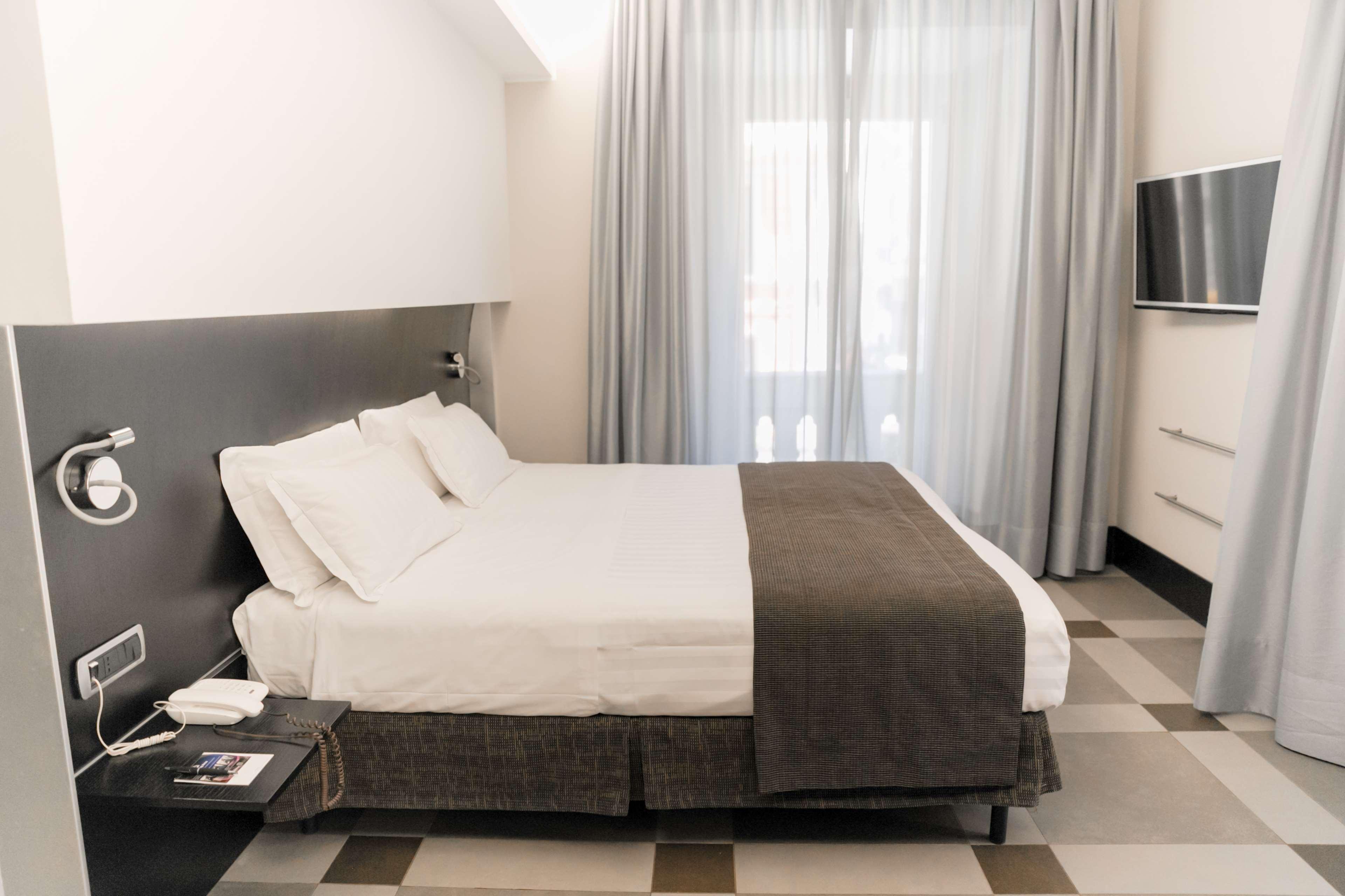 Double King Size Bed