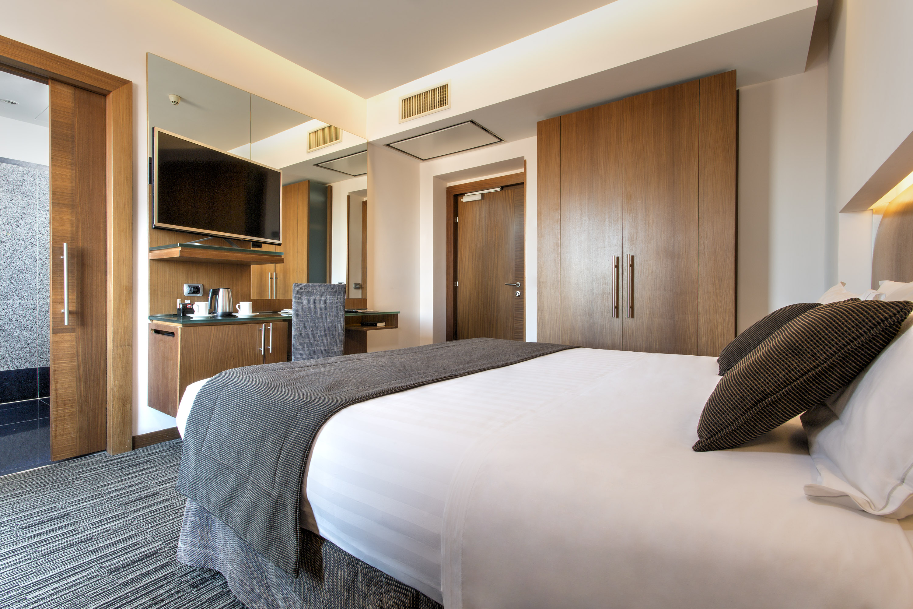 Double Single Economy