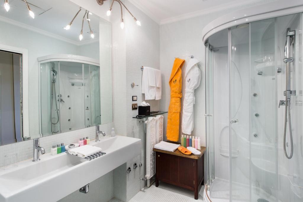 Junior Suite with Views