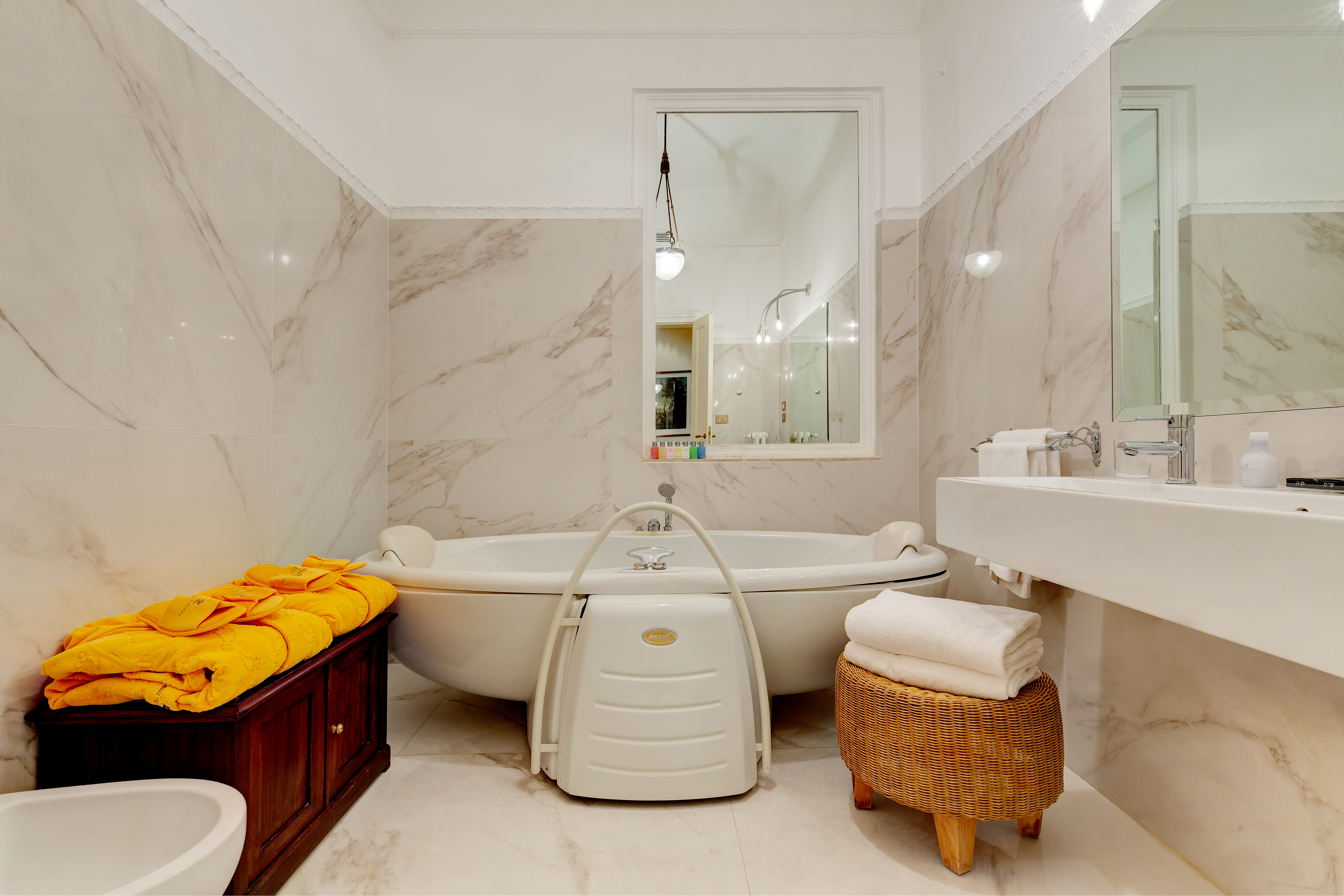 Double or Twin Deluxe