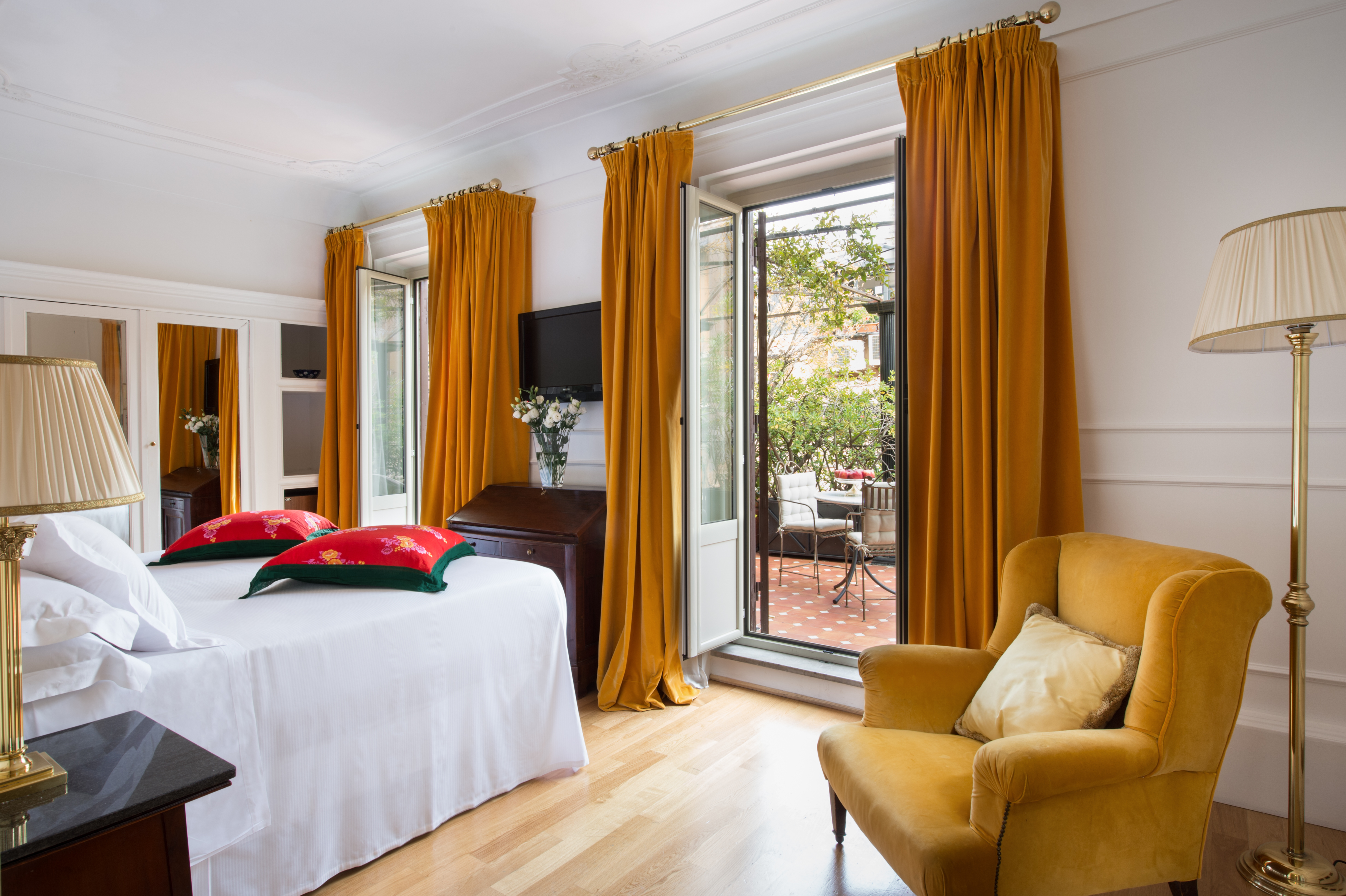 Double or Twin Deluxe with Balcony