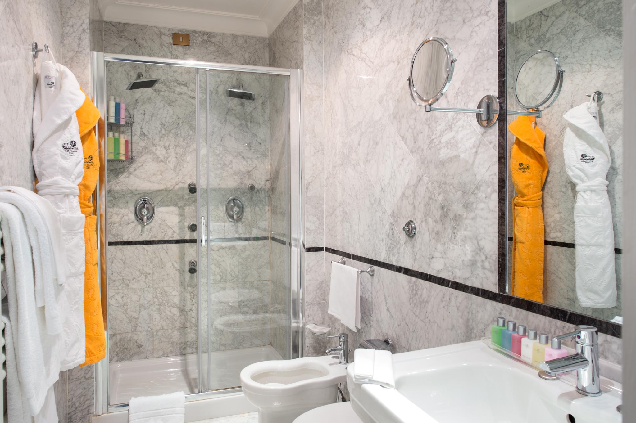 Double or Twin Superior