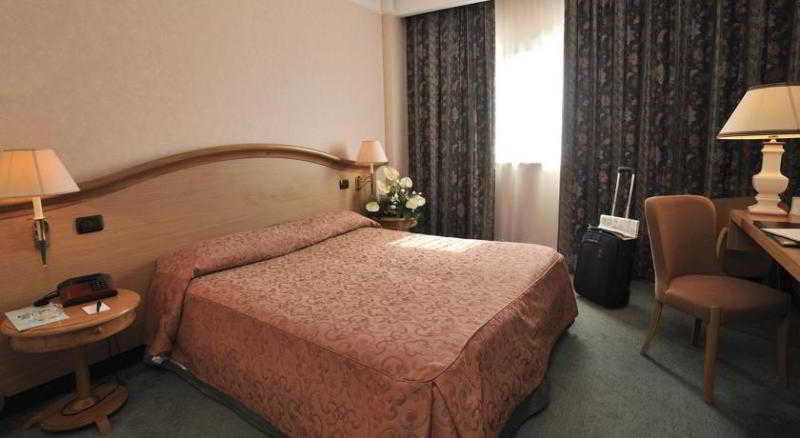 Double or Twin Economy