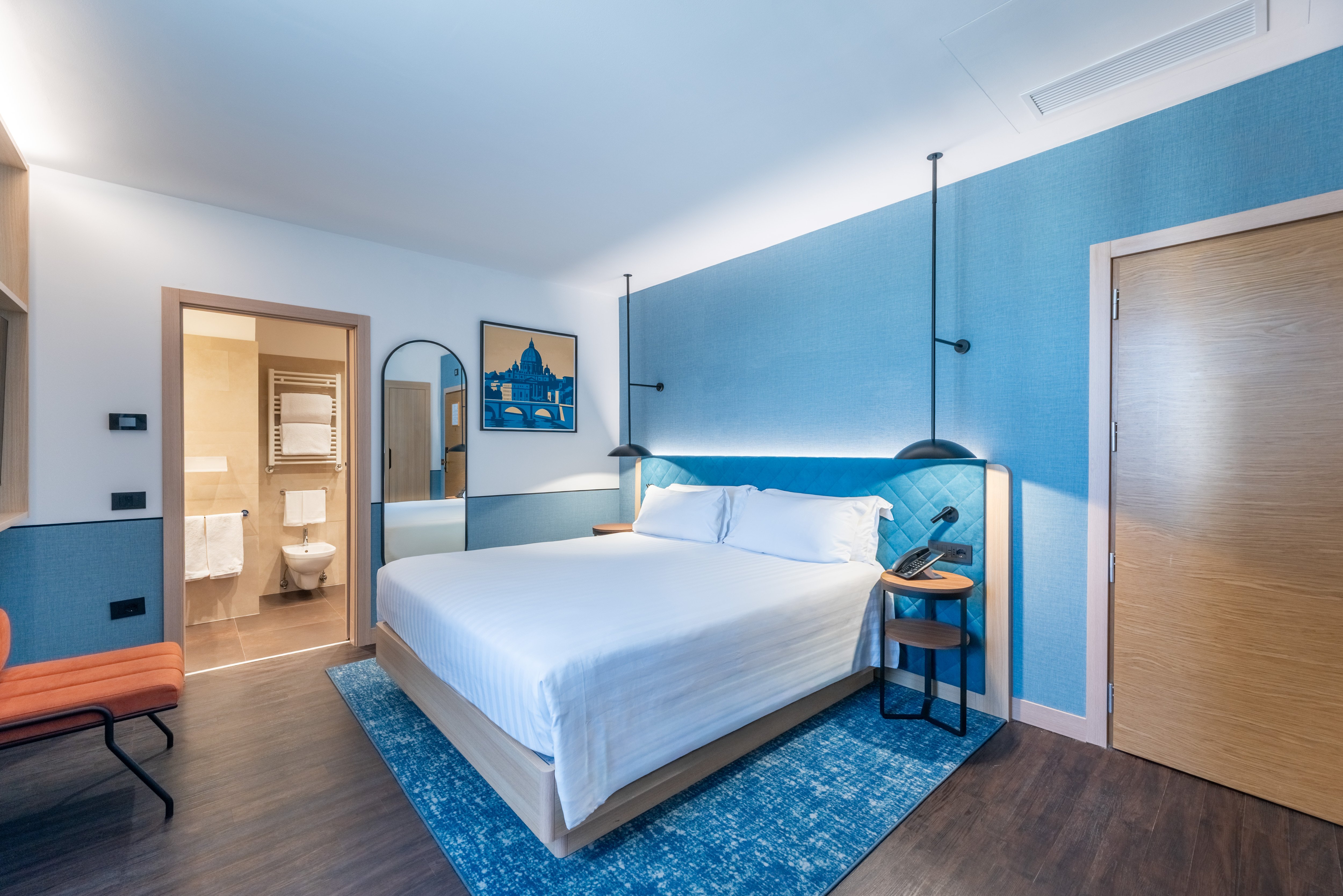 Double Accessible King Size Bed