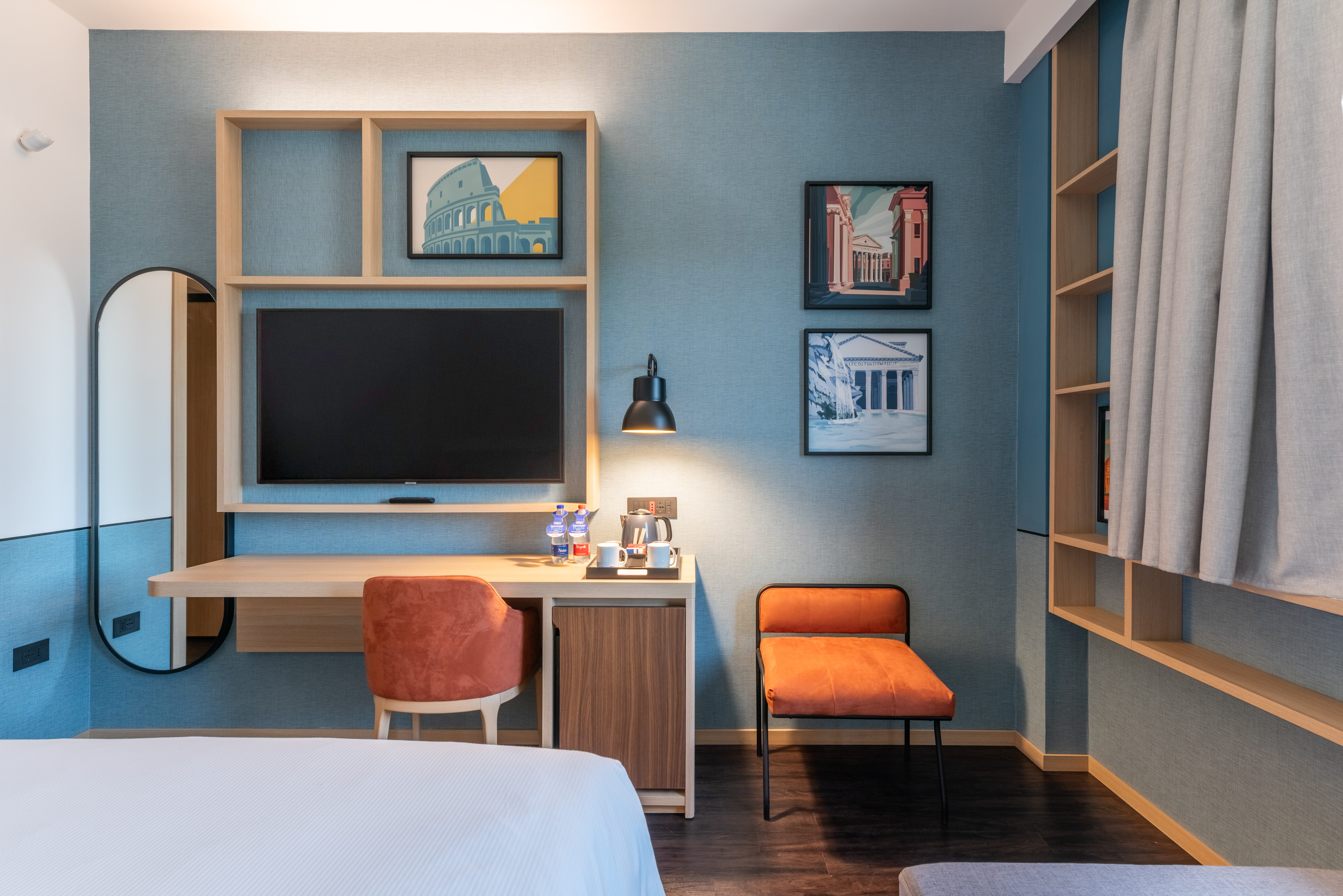 Double Deluxe King Bed