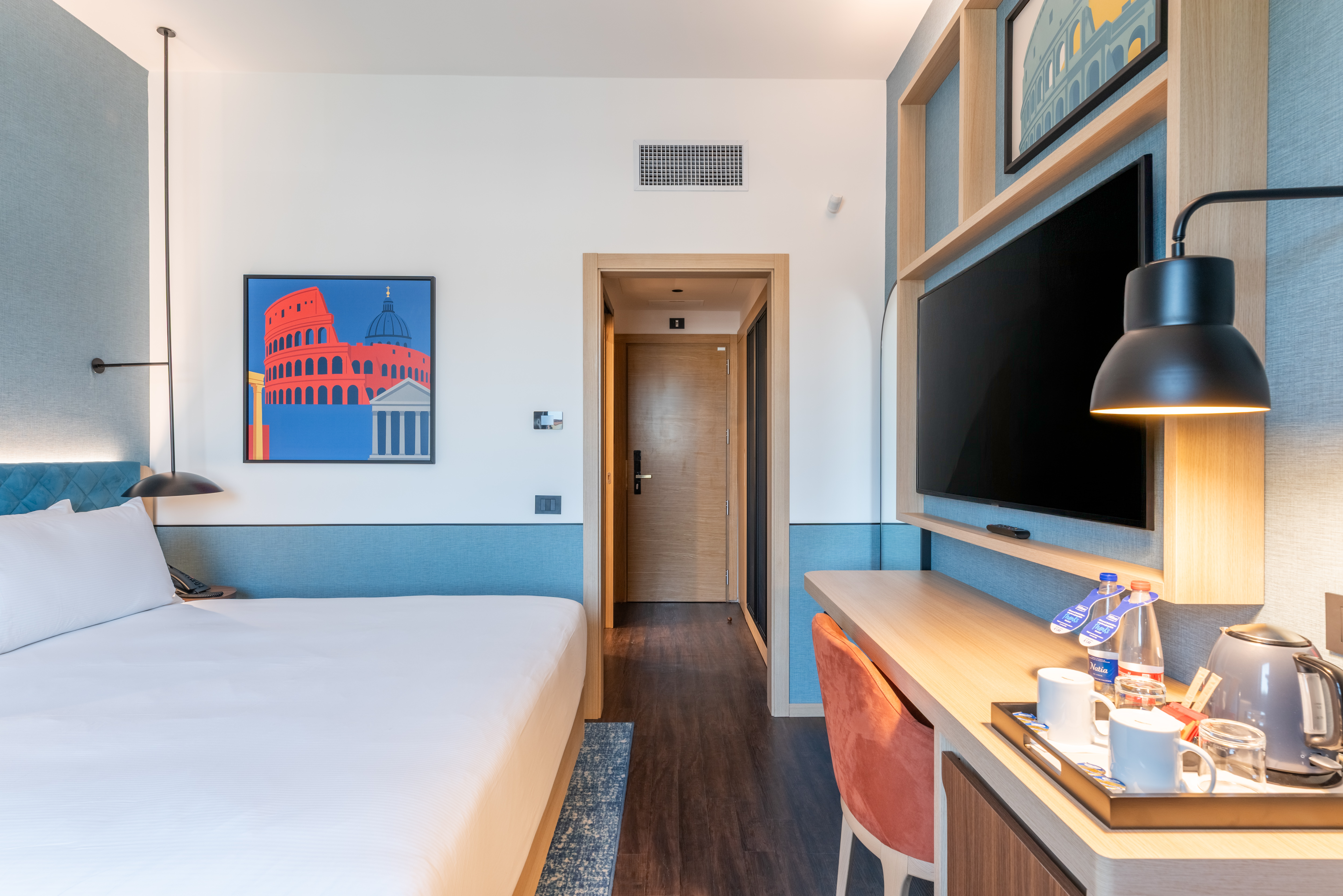 Double Deluxe King Bed