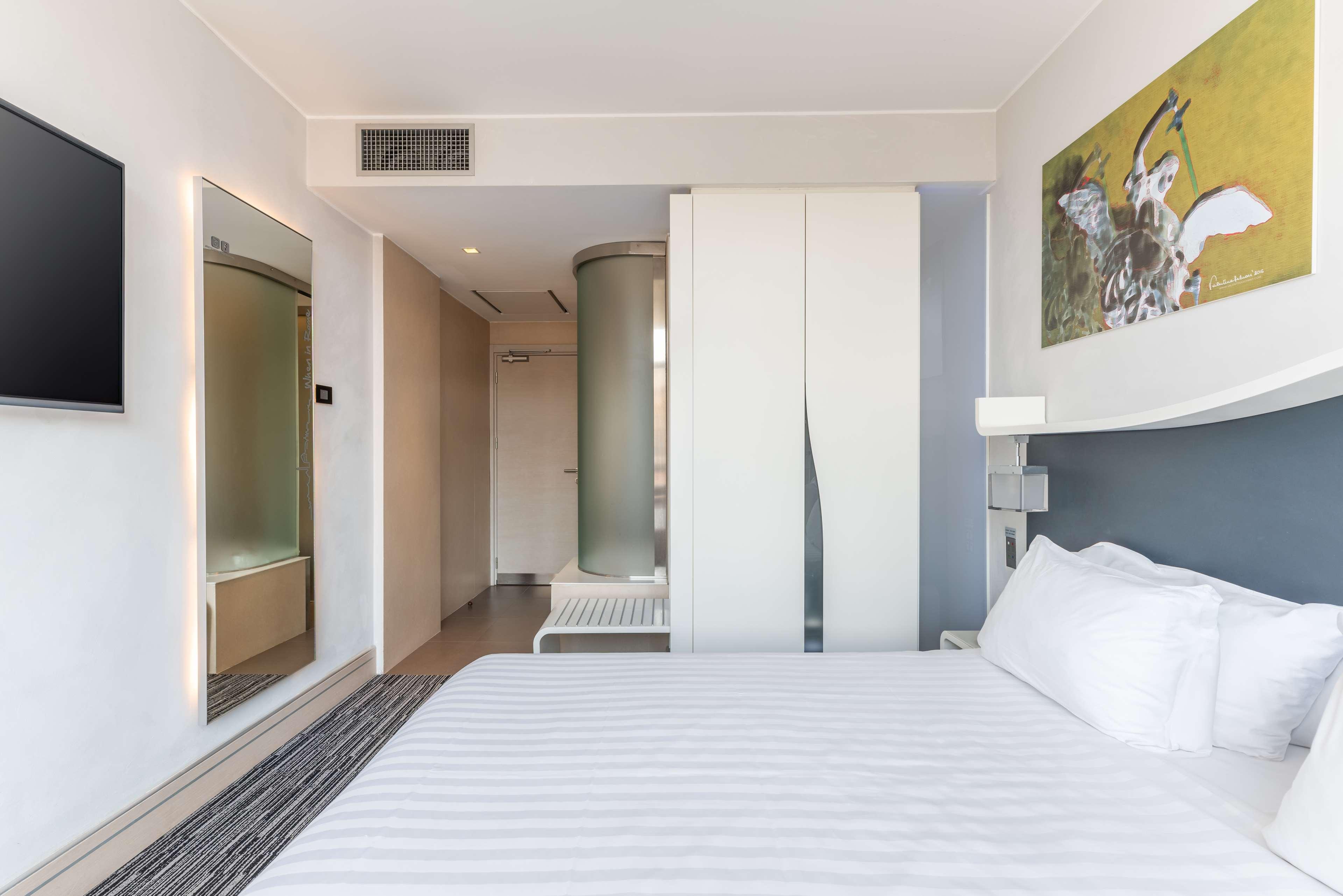 Double King Size Bed