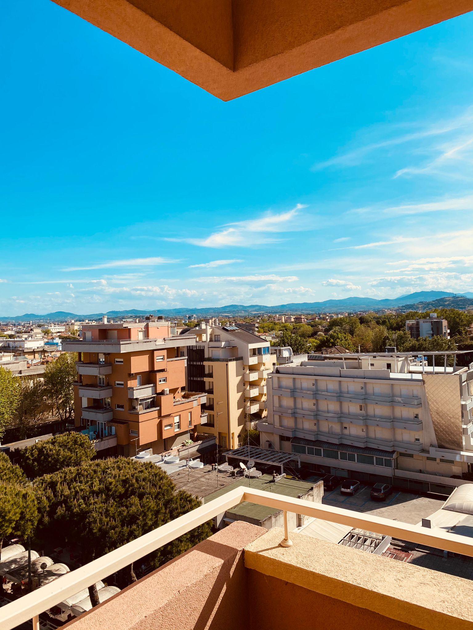 Double or Twin City View Two Beds