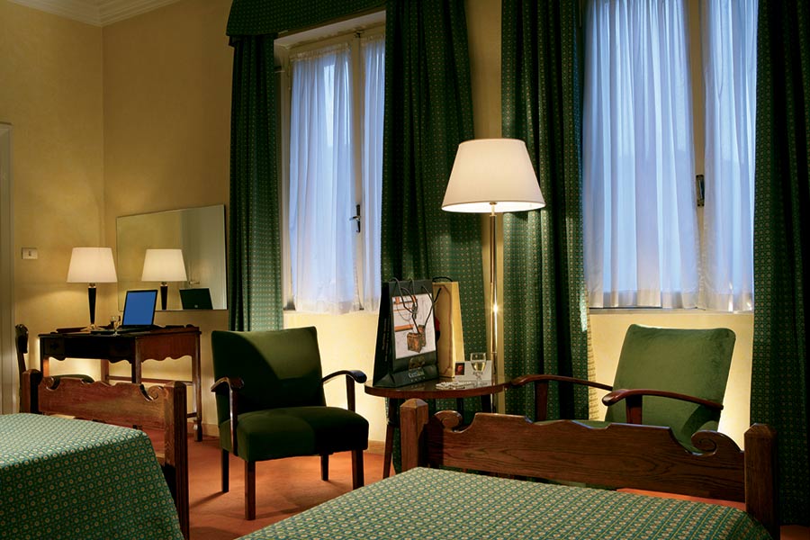 Double or Twin Standard