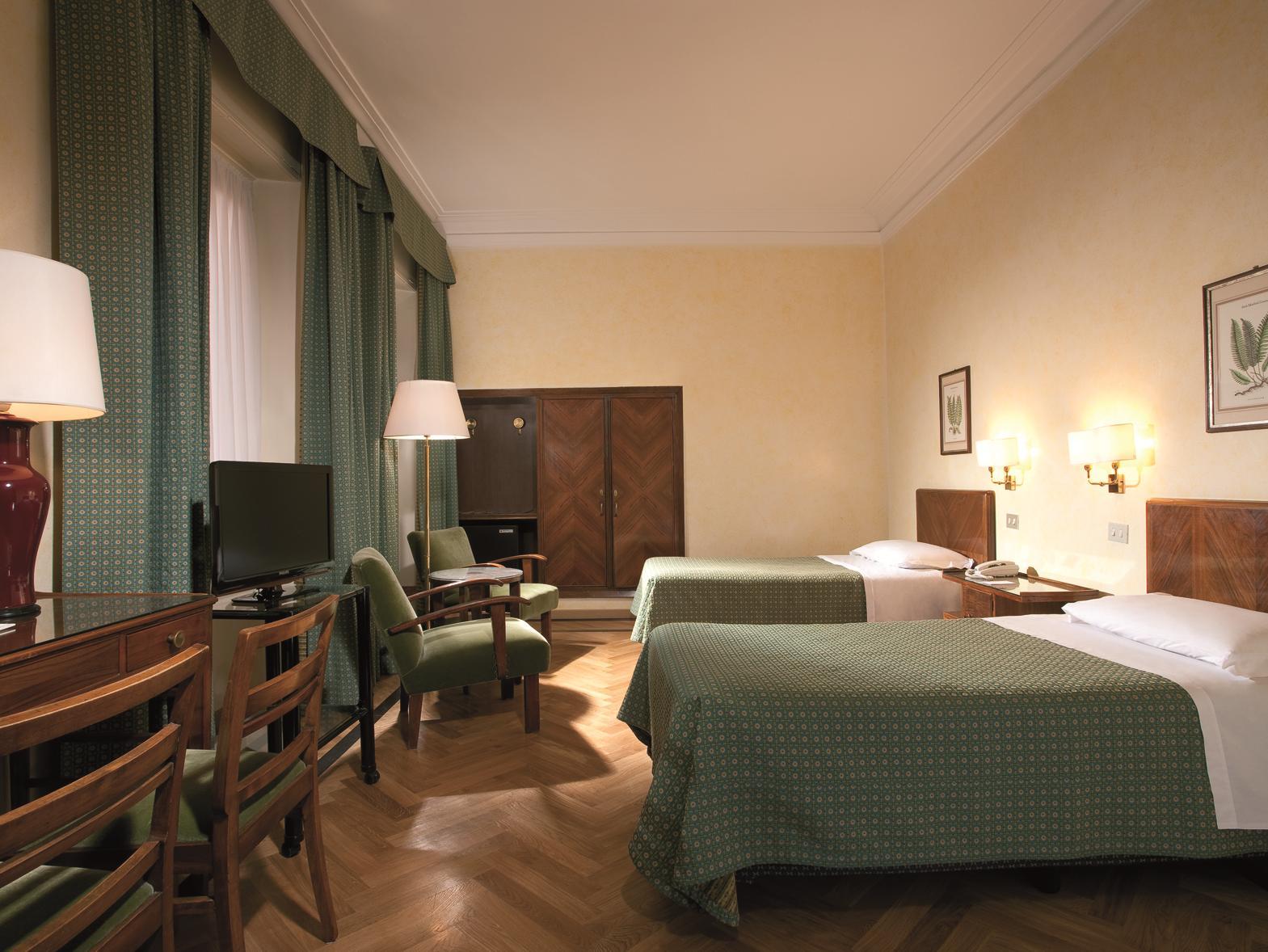 Double or Twin Standard