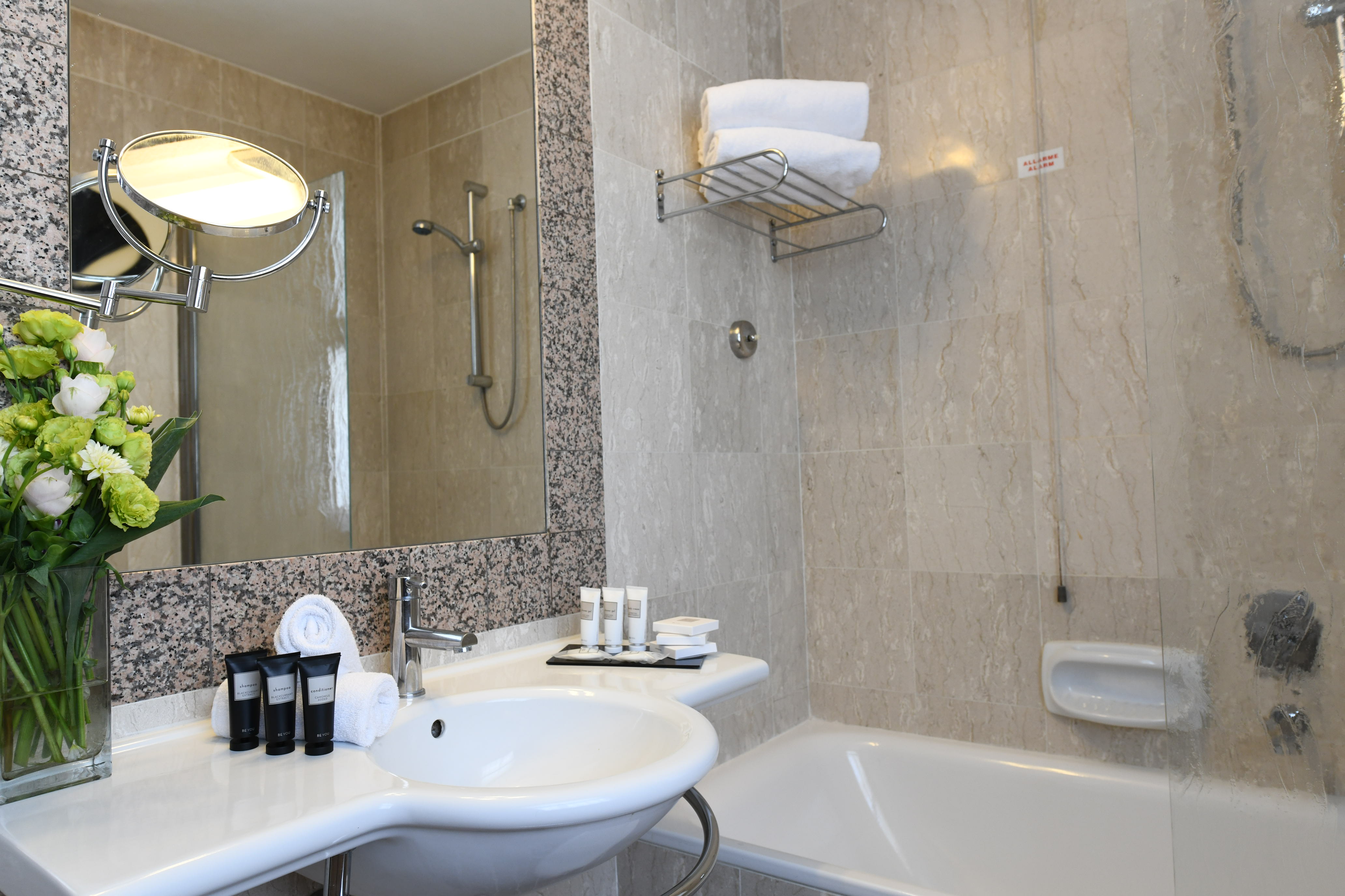 Double Single Superior