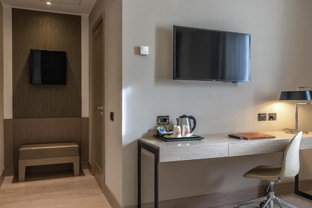 Double or Twin Deluxe