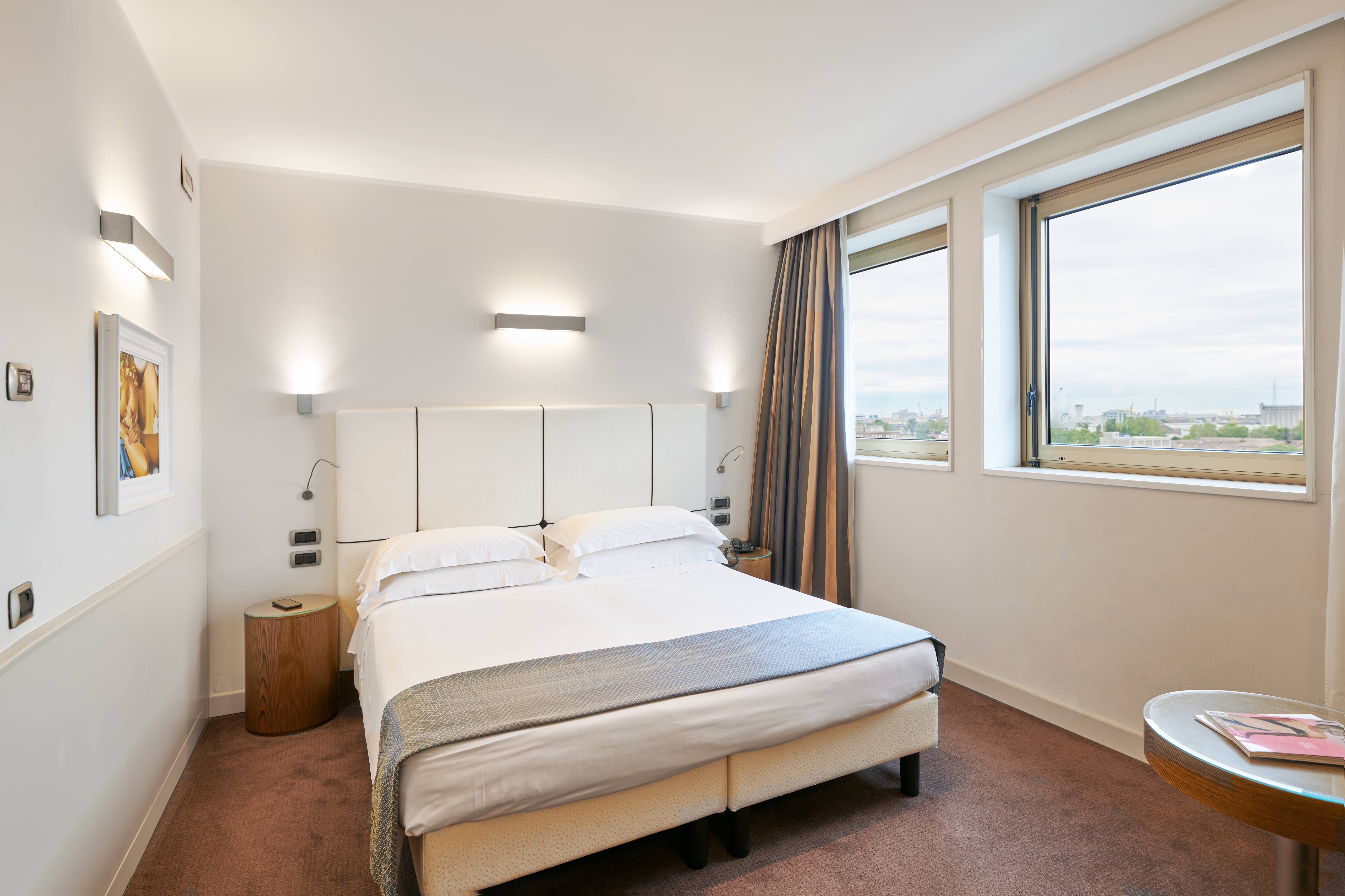 Double or Twin Deluxe