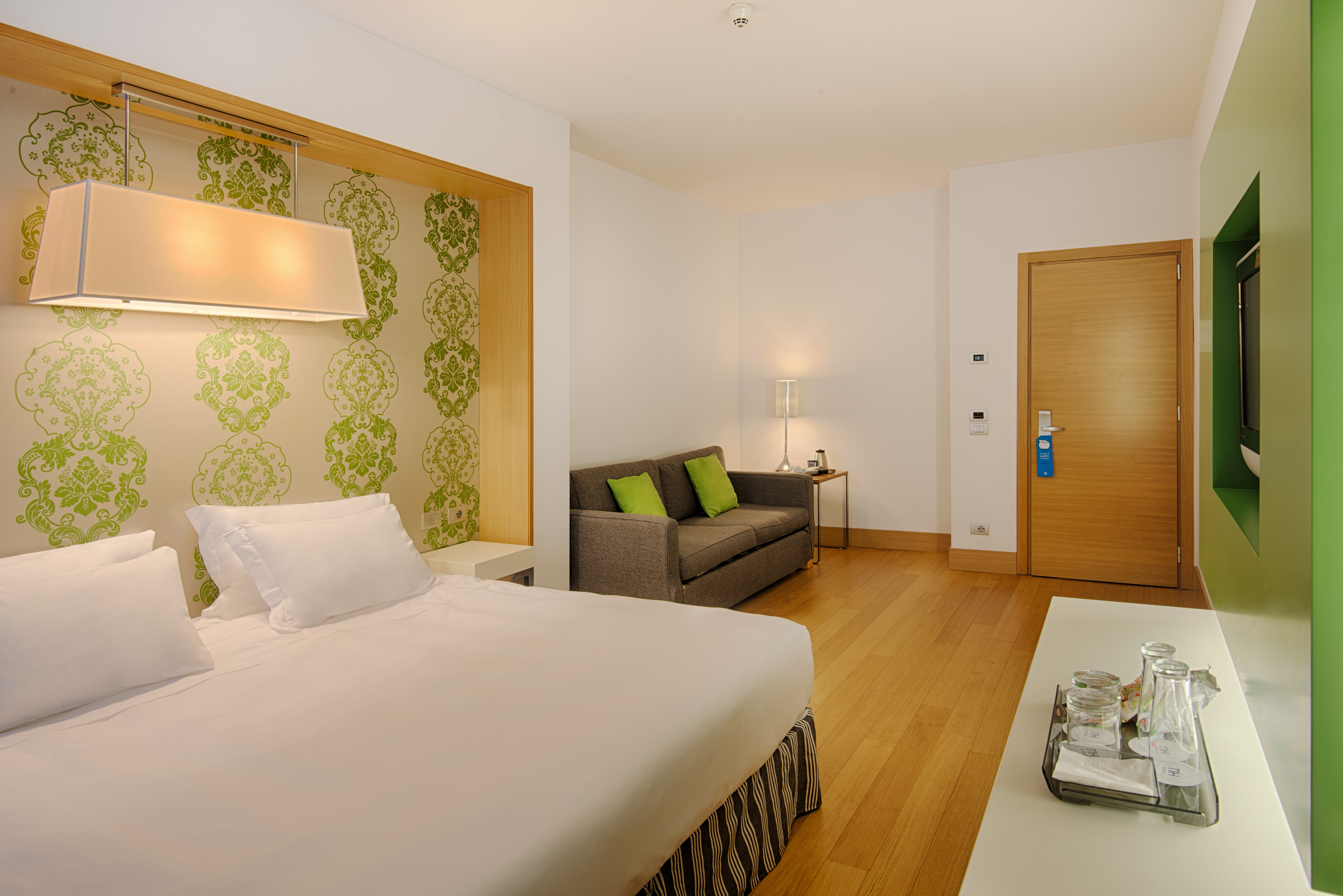 Double Single Superior