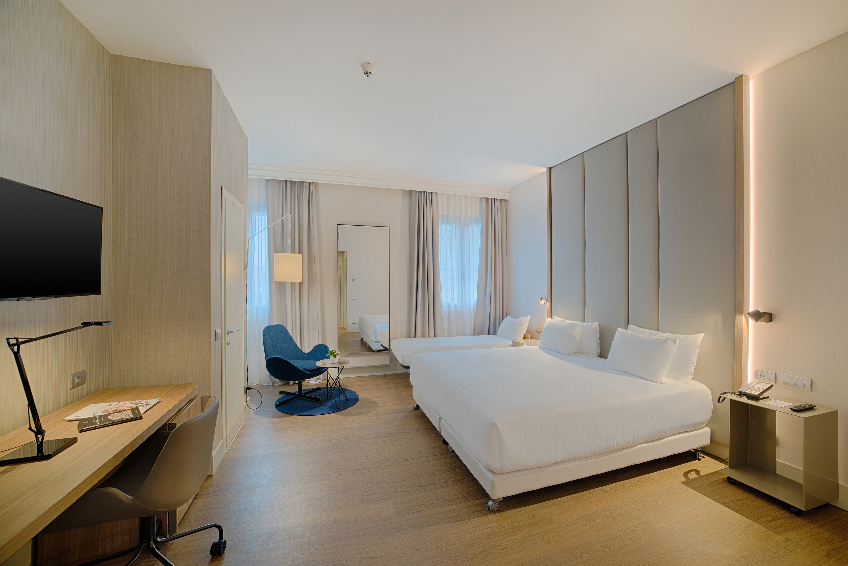 Family Room Connecting Room