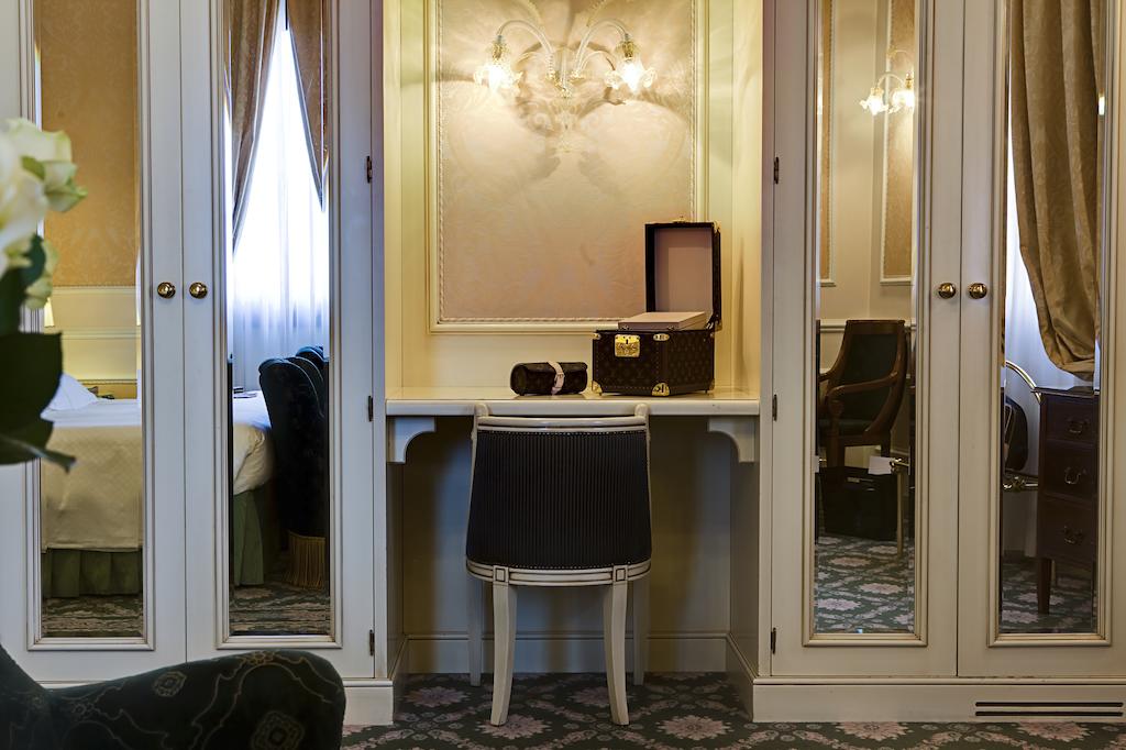 Double Single Deluxe