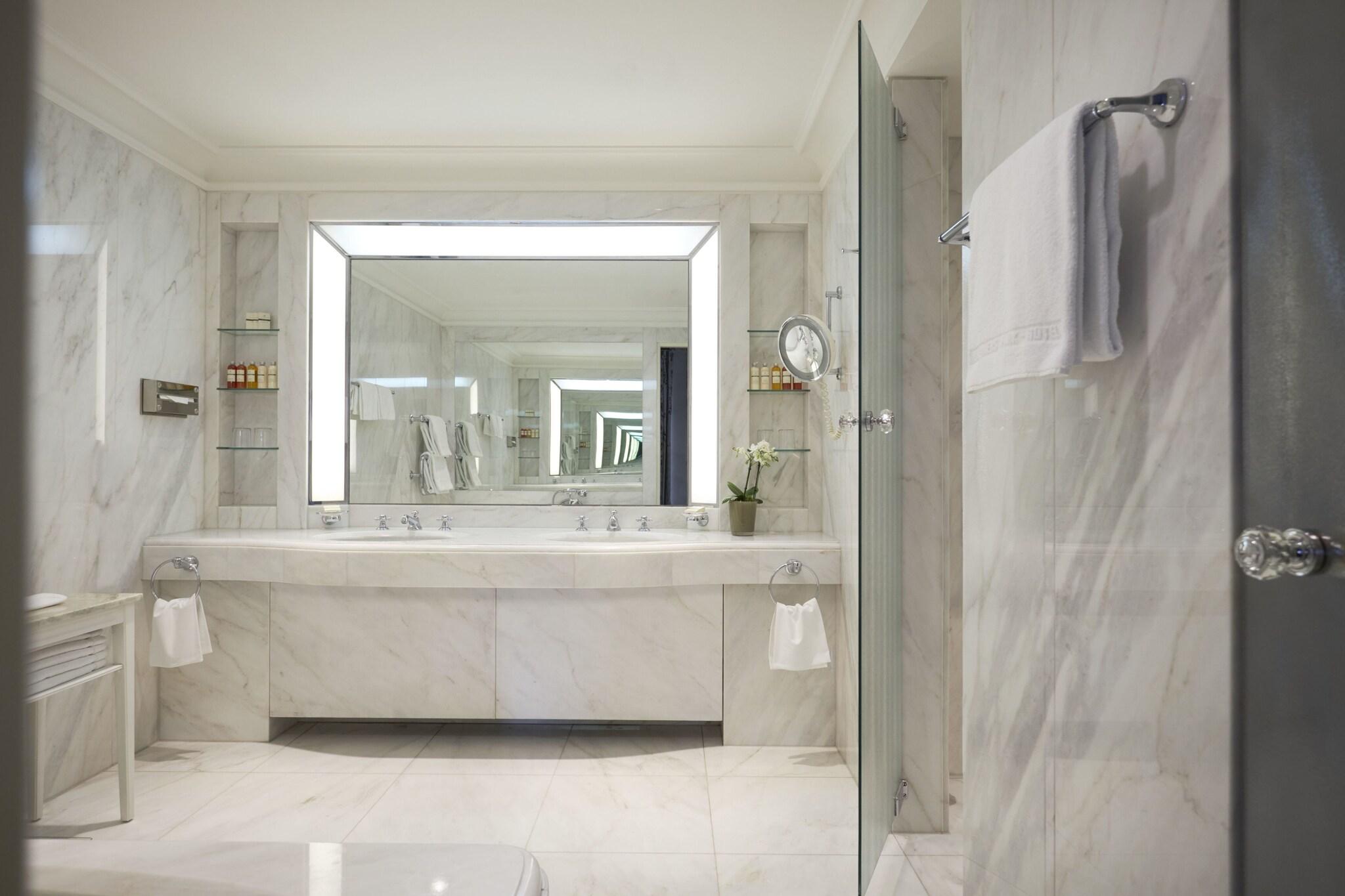 Junior Suite with Double Bed