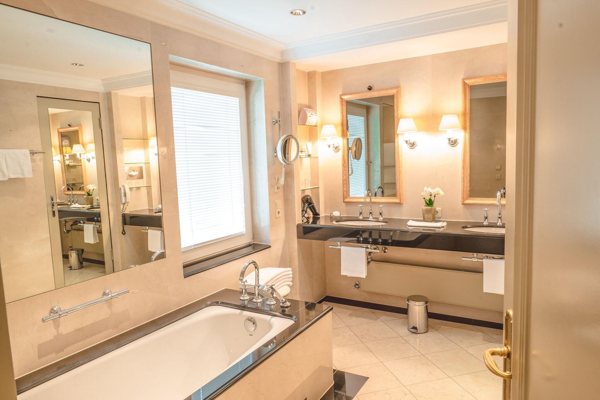 Suite with Double Bed