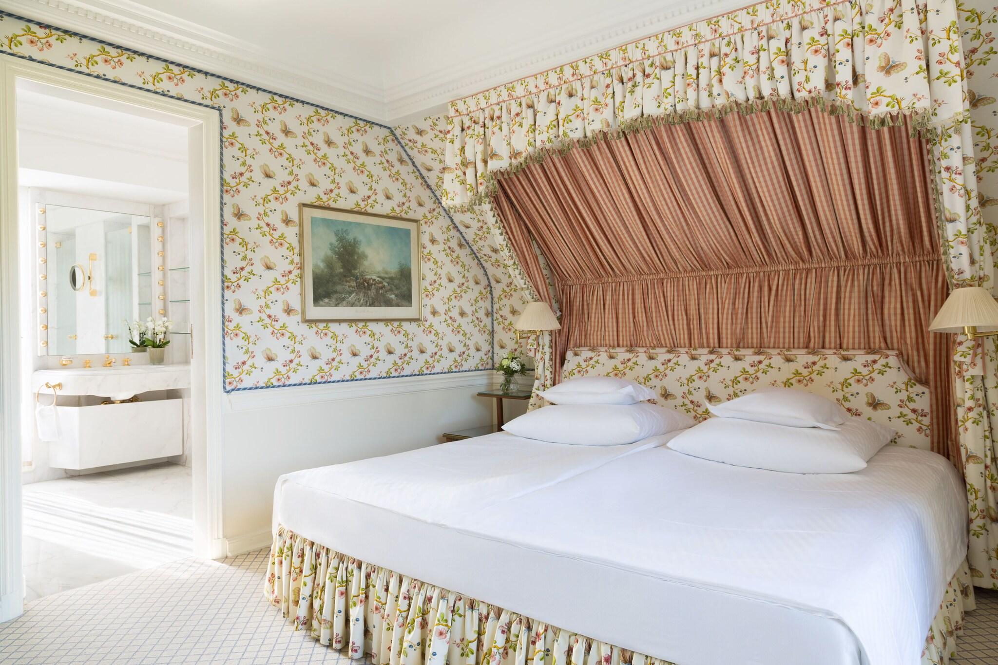 Suite with Double Bed