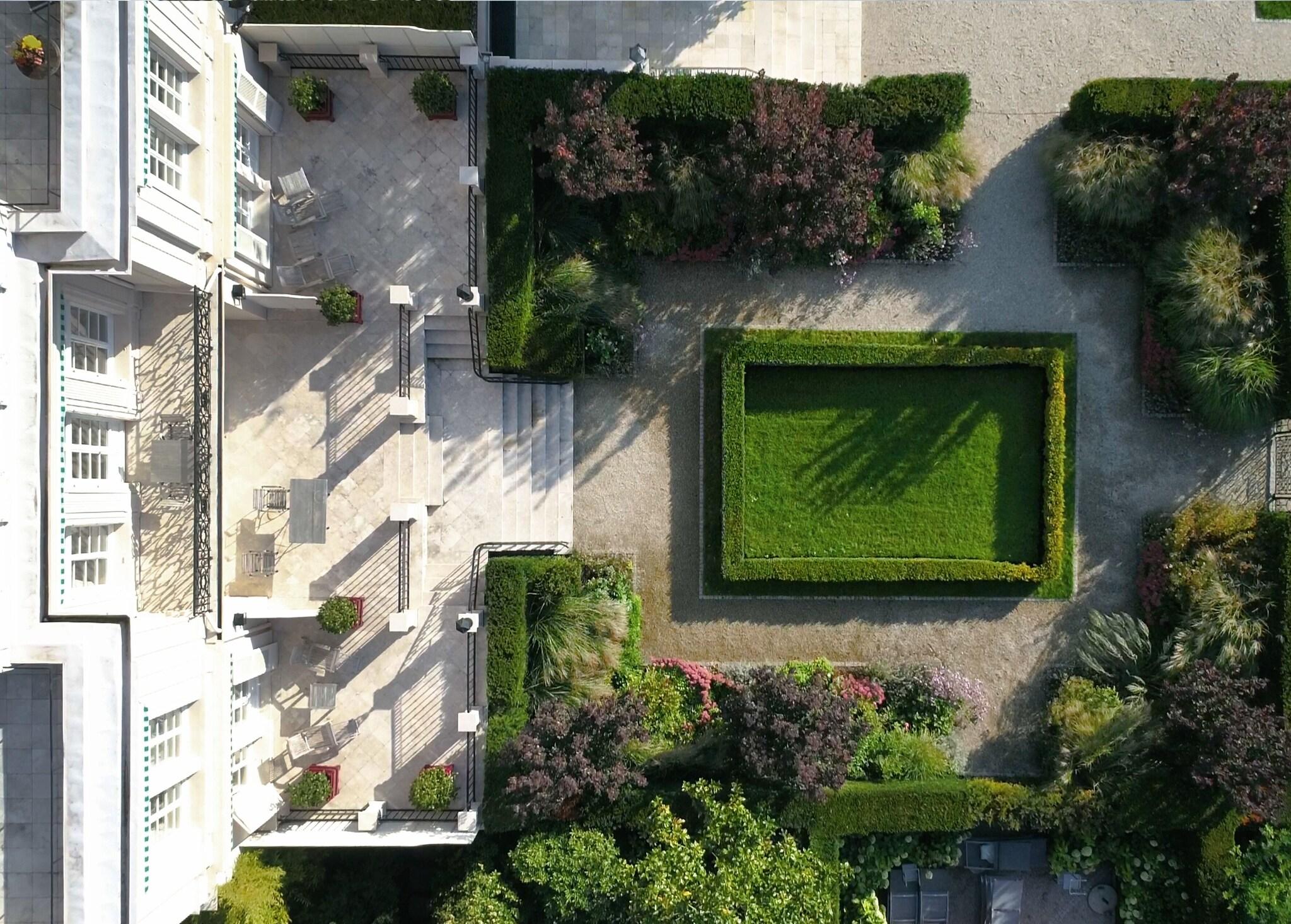 Suite Two Double Beds