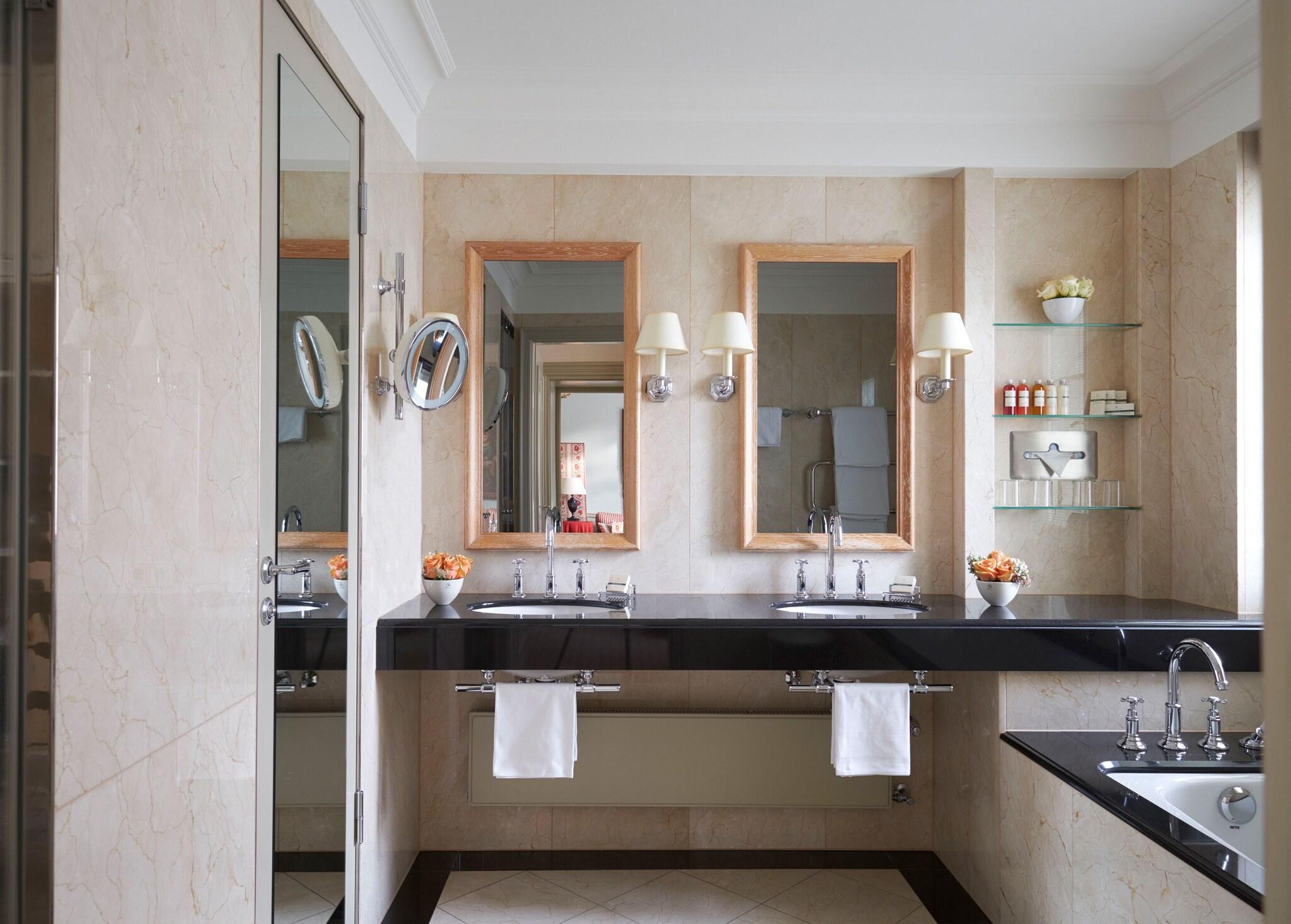 Suite Two Double Beds