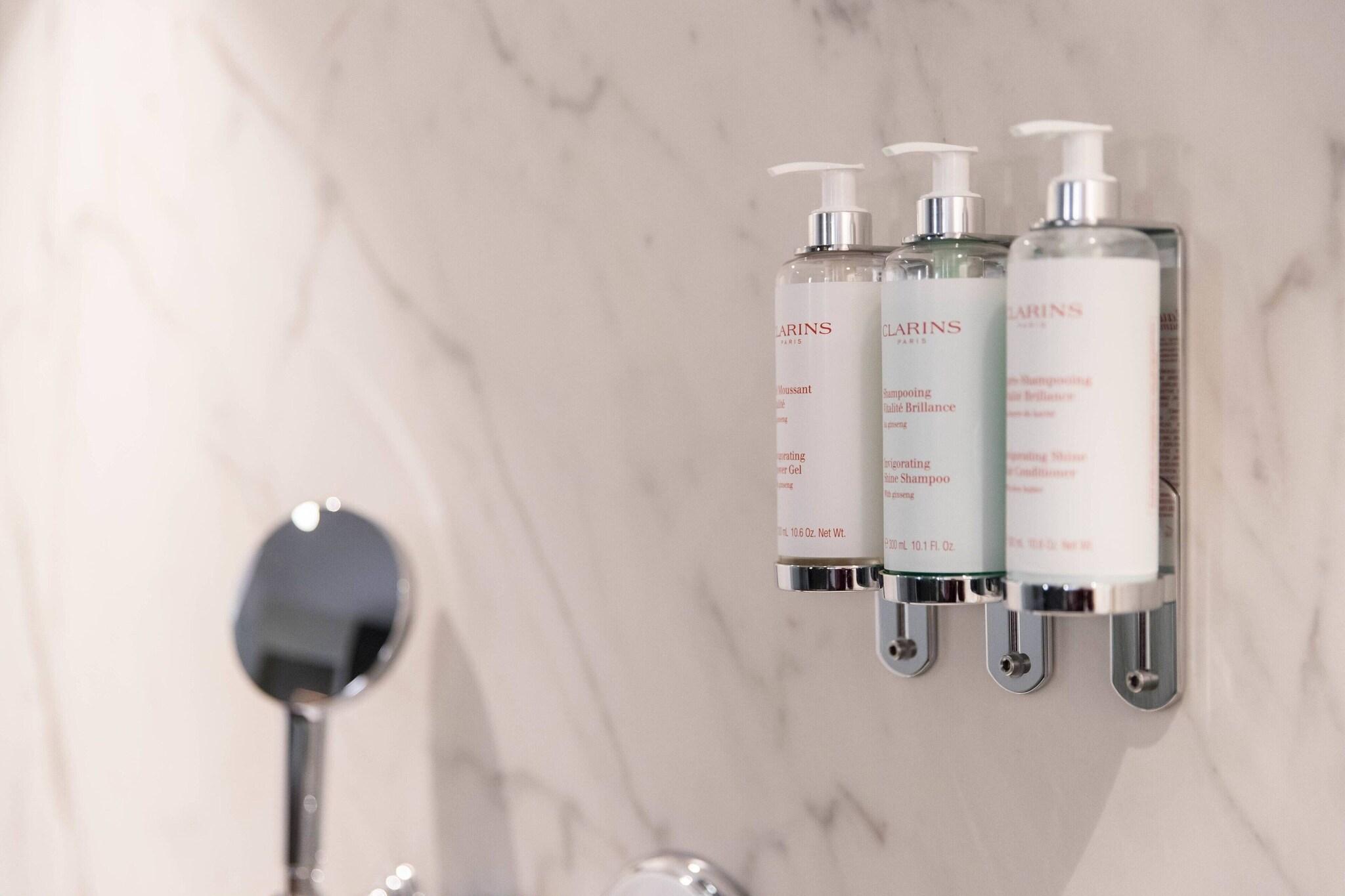 Double Queen Size Bed