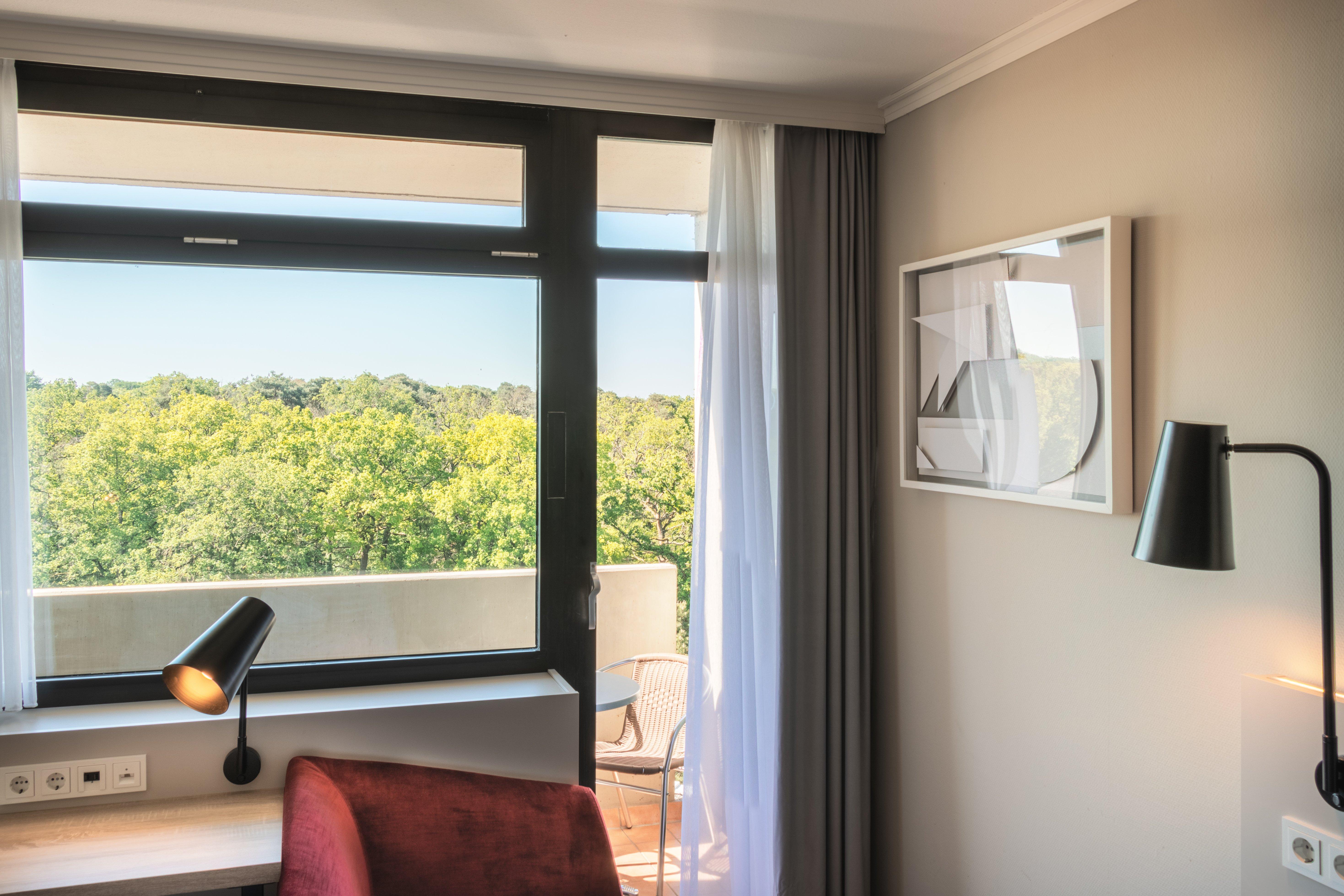 Double Queen Size Bed