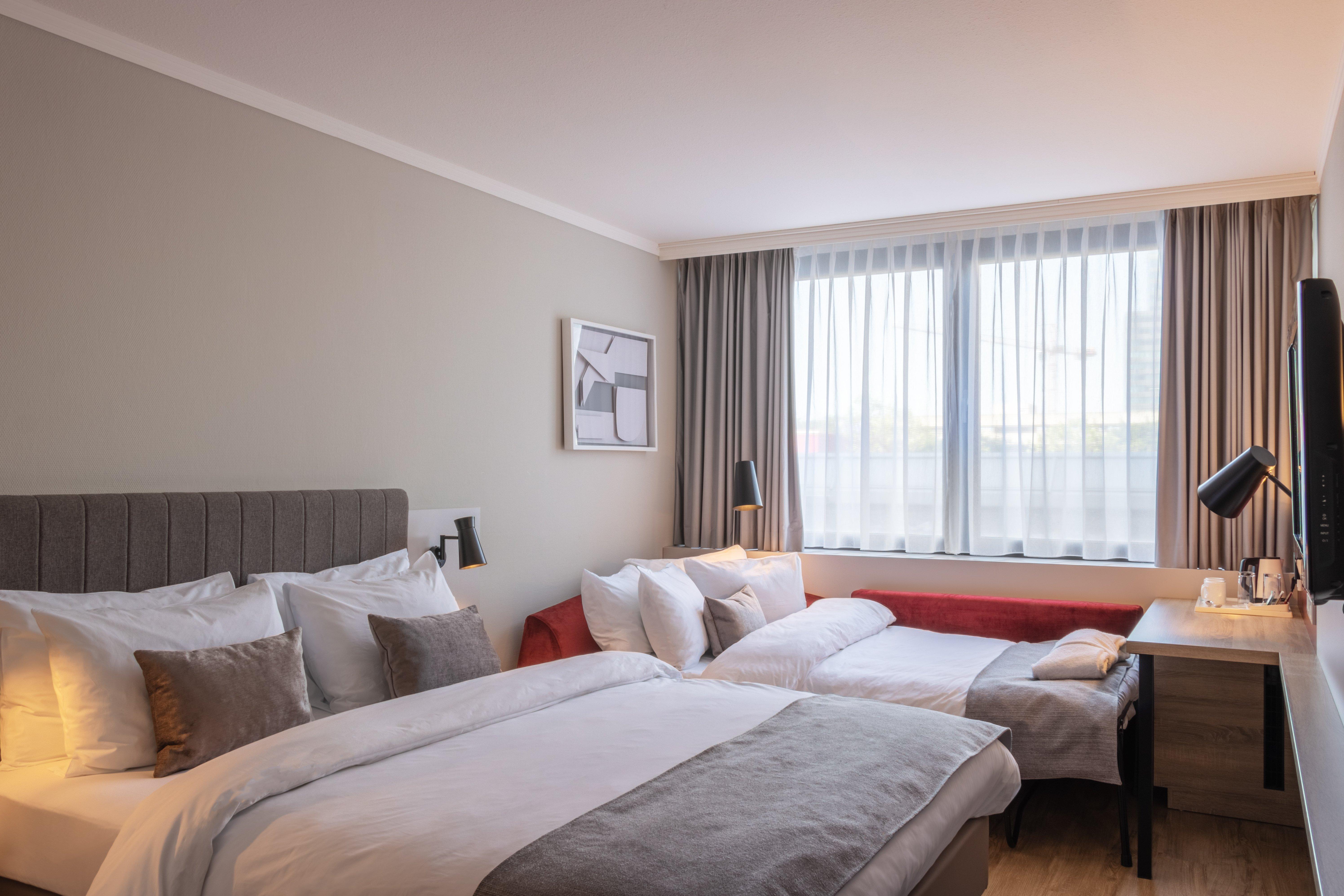 Double Queen Size Bed