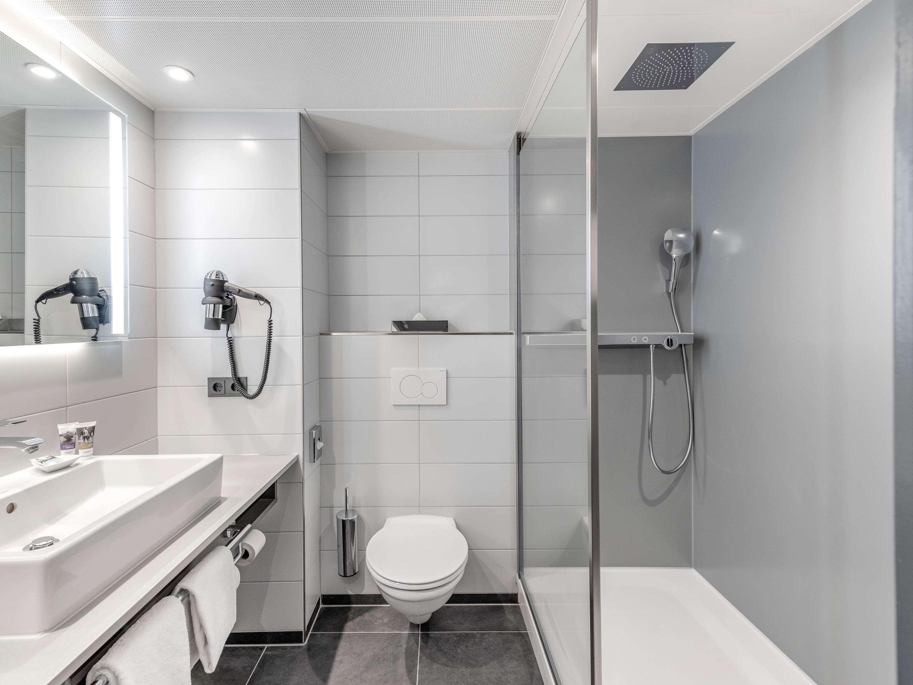 Double Premium Queen Bed