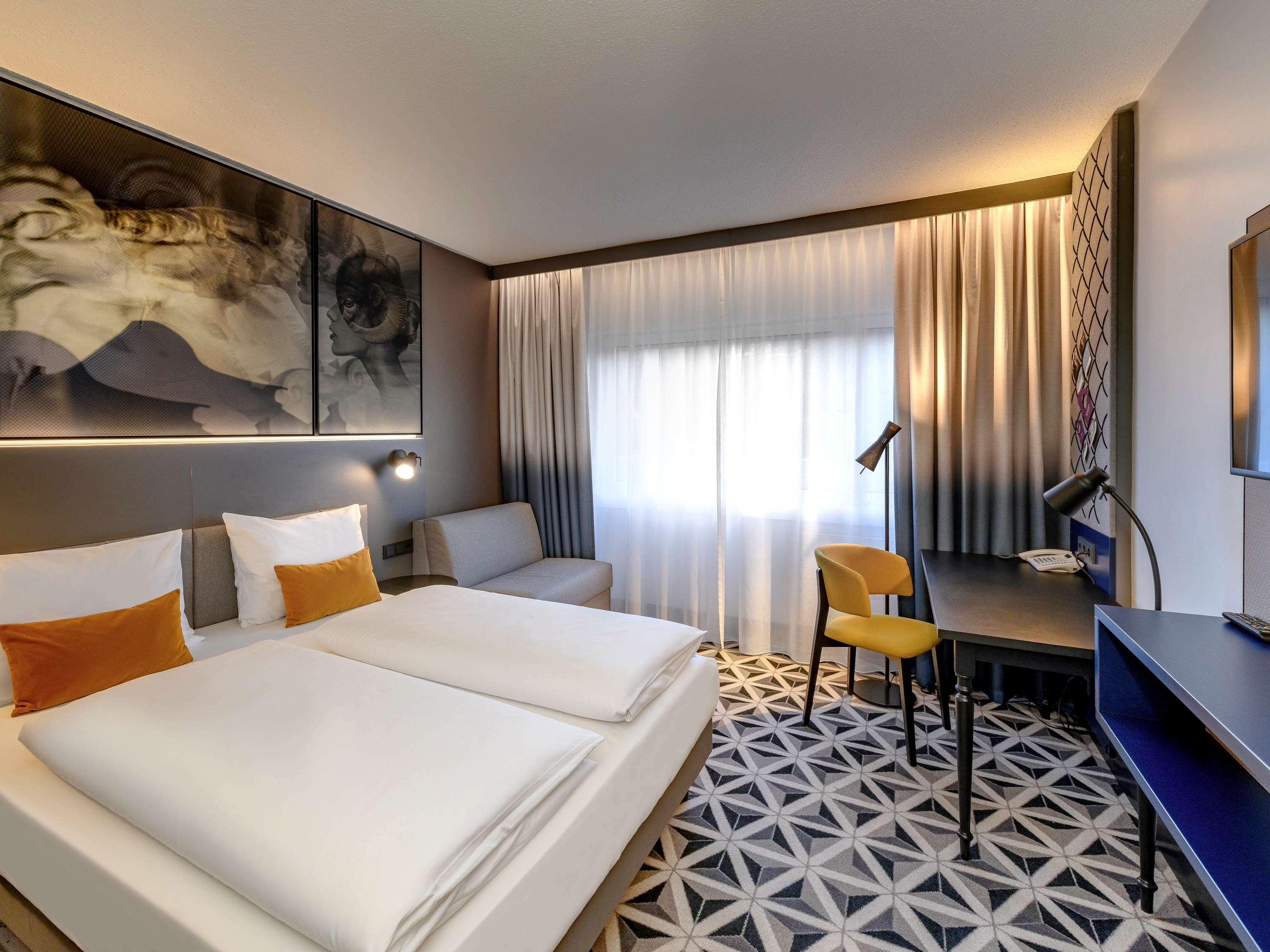 Double Queen Size Bed