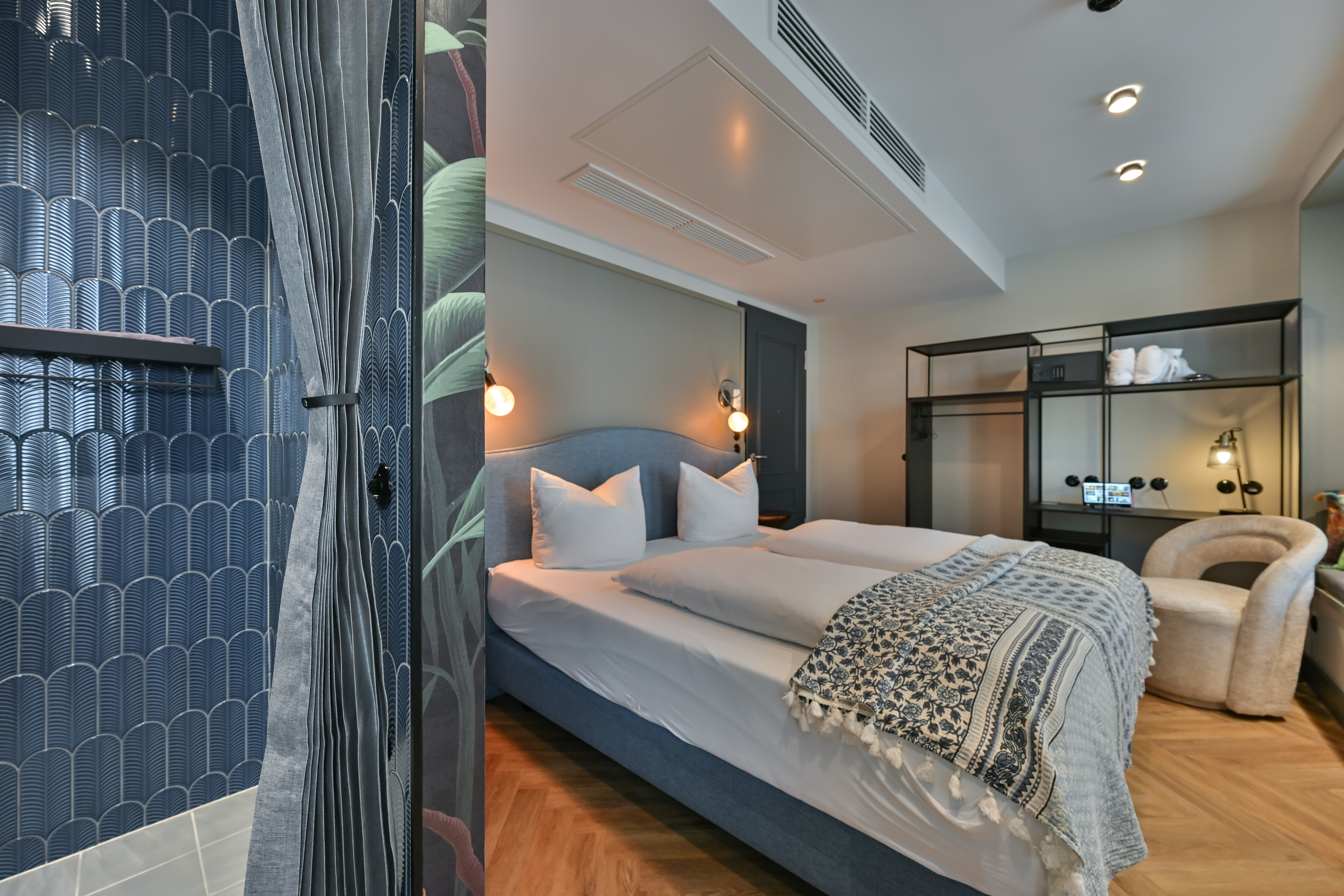 Double or Twin Standard